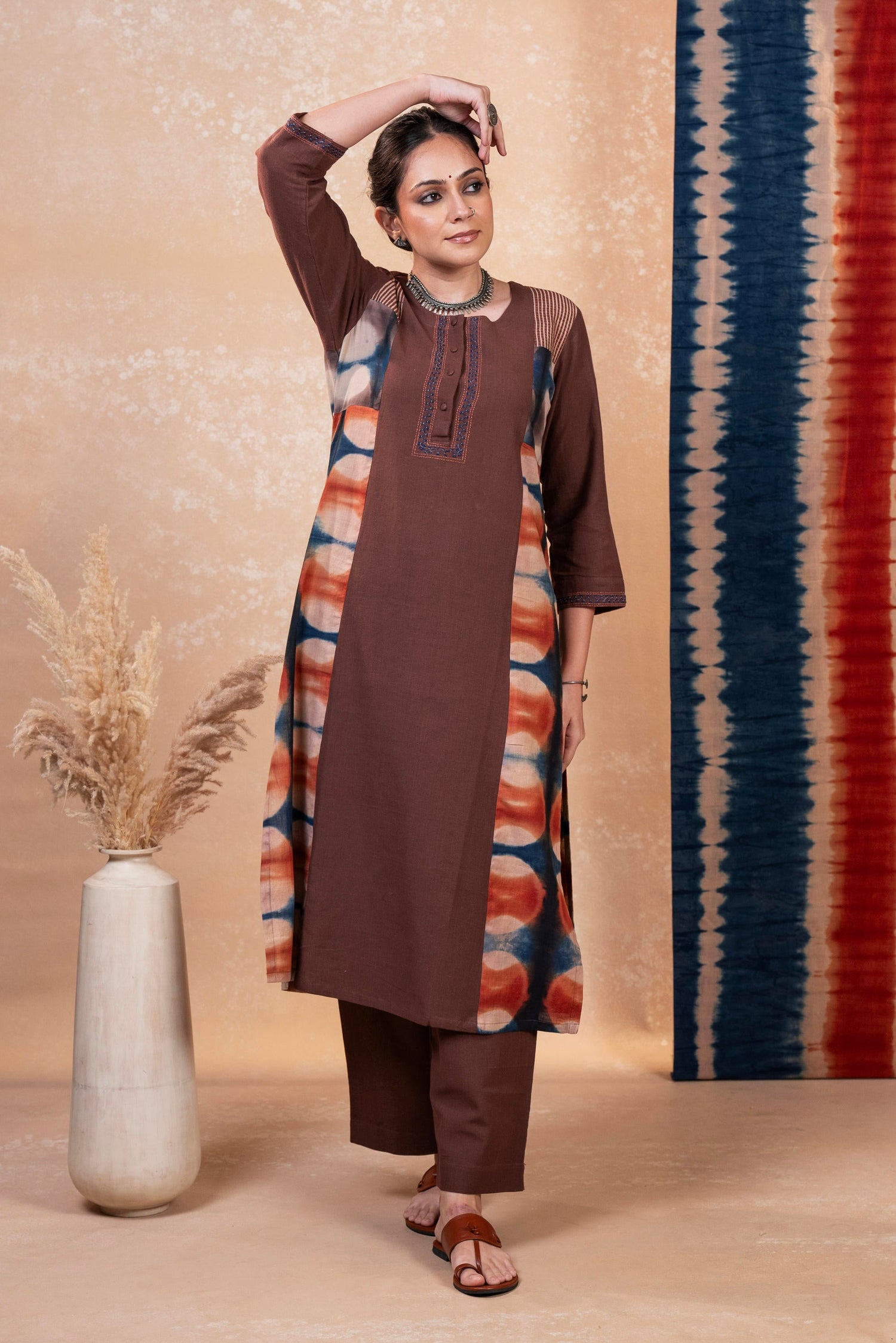 Aakaar Brown Clamp Cotton Set Of 2 | Ray-ethnic