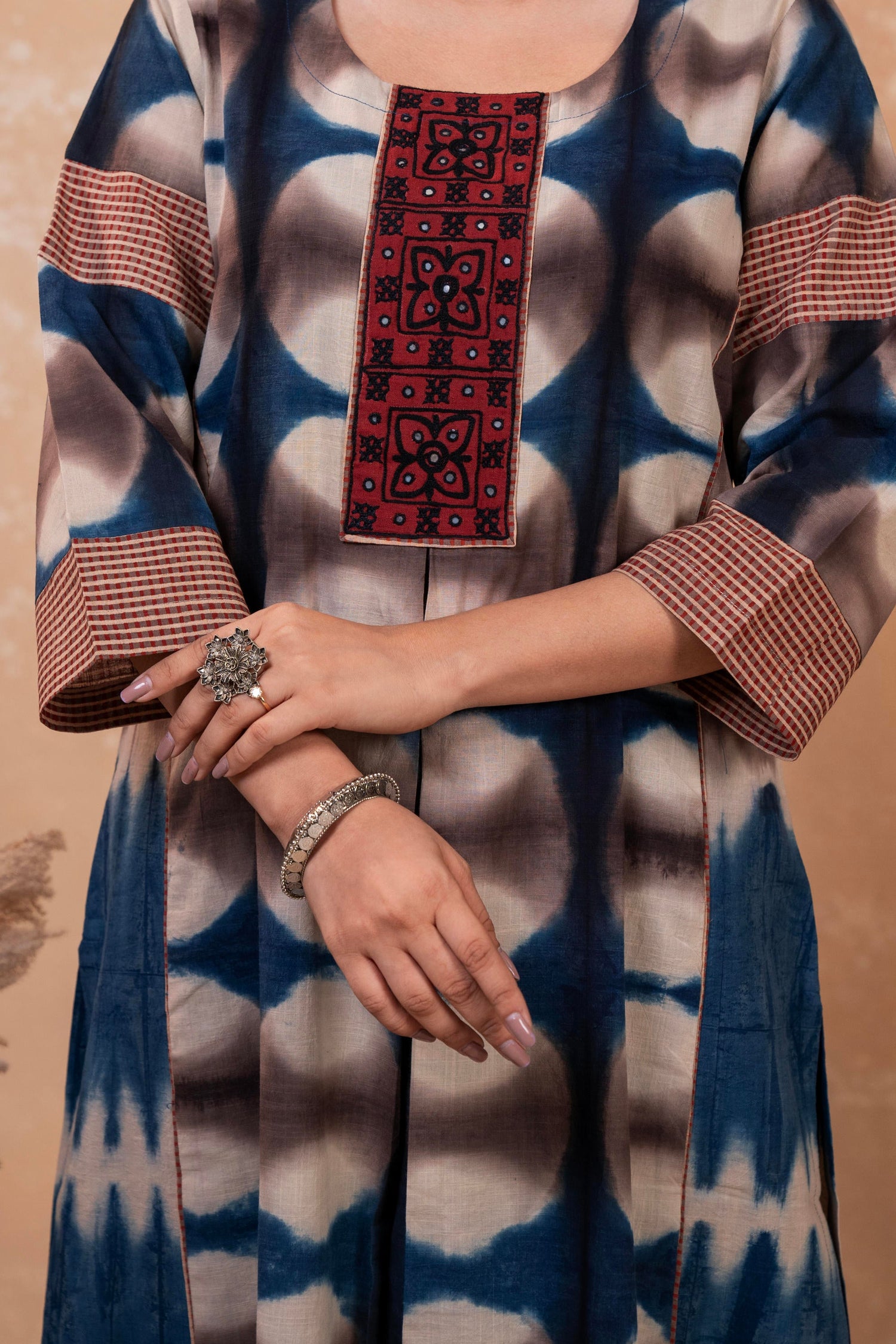 Aakaar Navy Clamp Cotton Kurta | Ray-ethnic