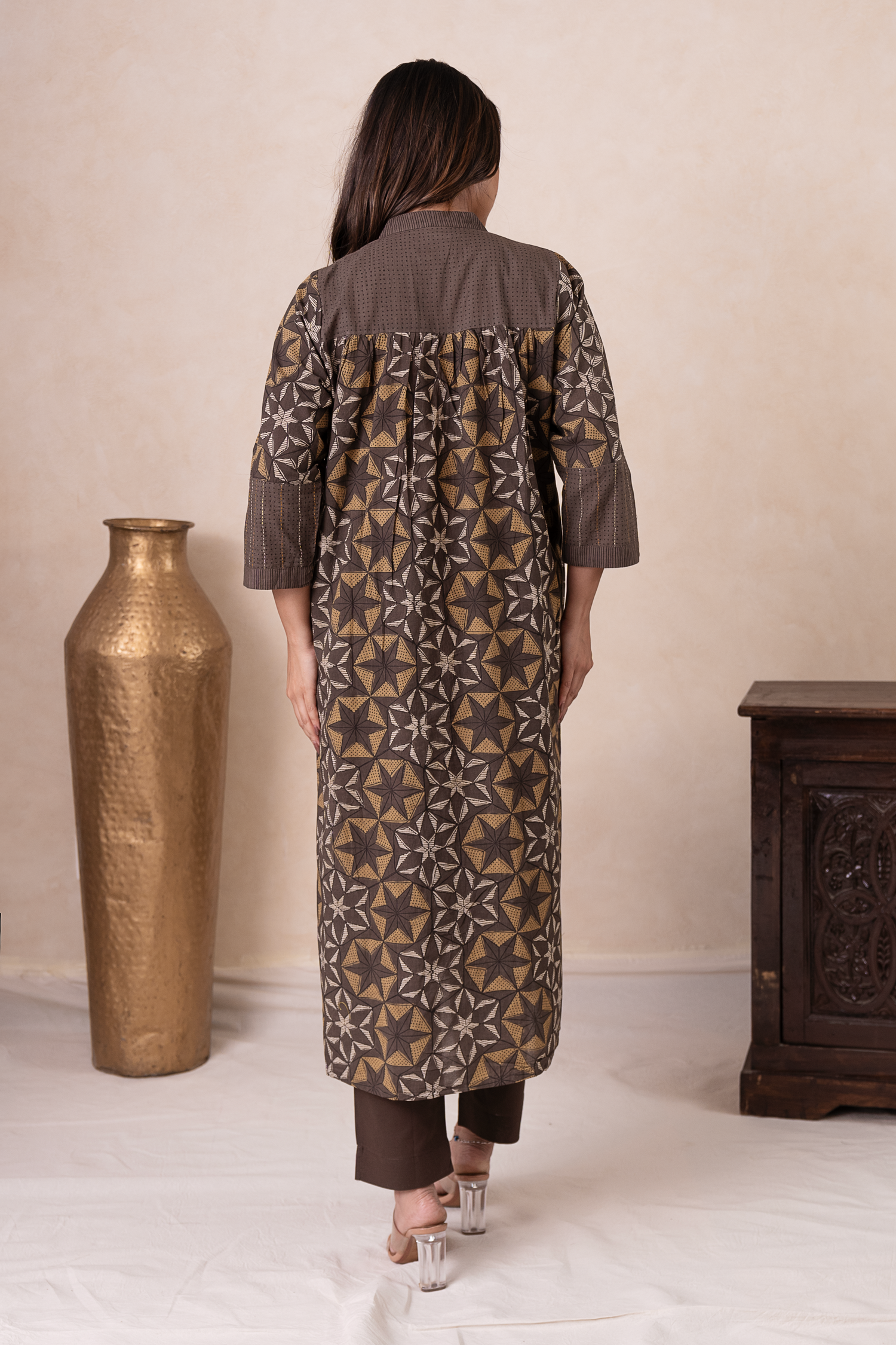 Aakruti Brown Ajarakh Cotton Kurta | Ray-ethnic