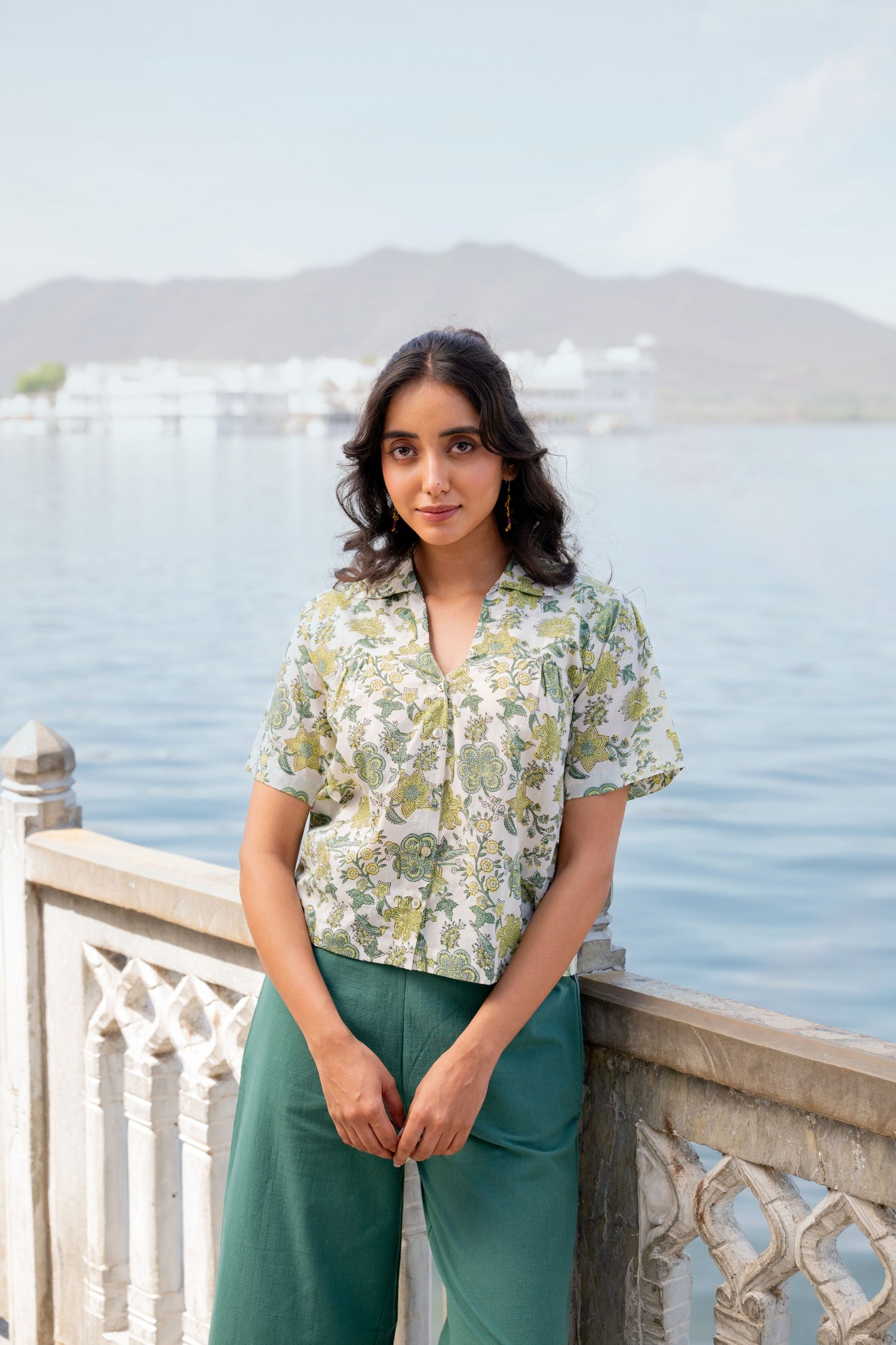 Mul Cotton Collared V-Neck Button-Down Shirt – Secret Garden