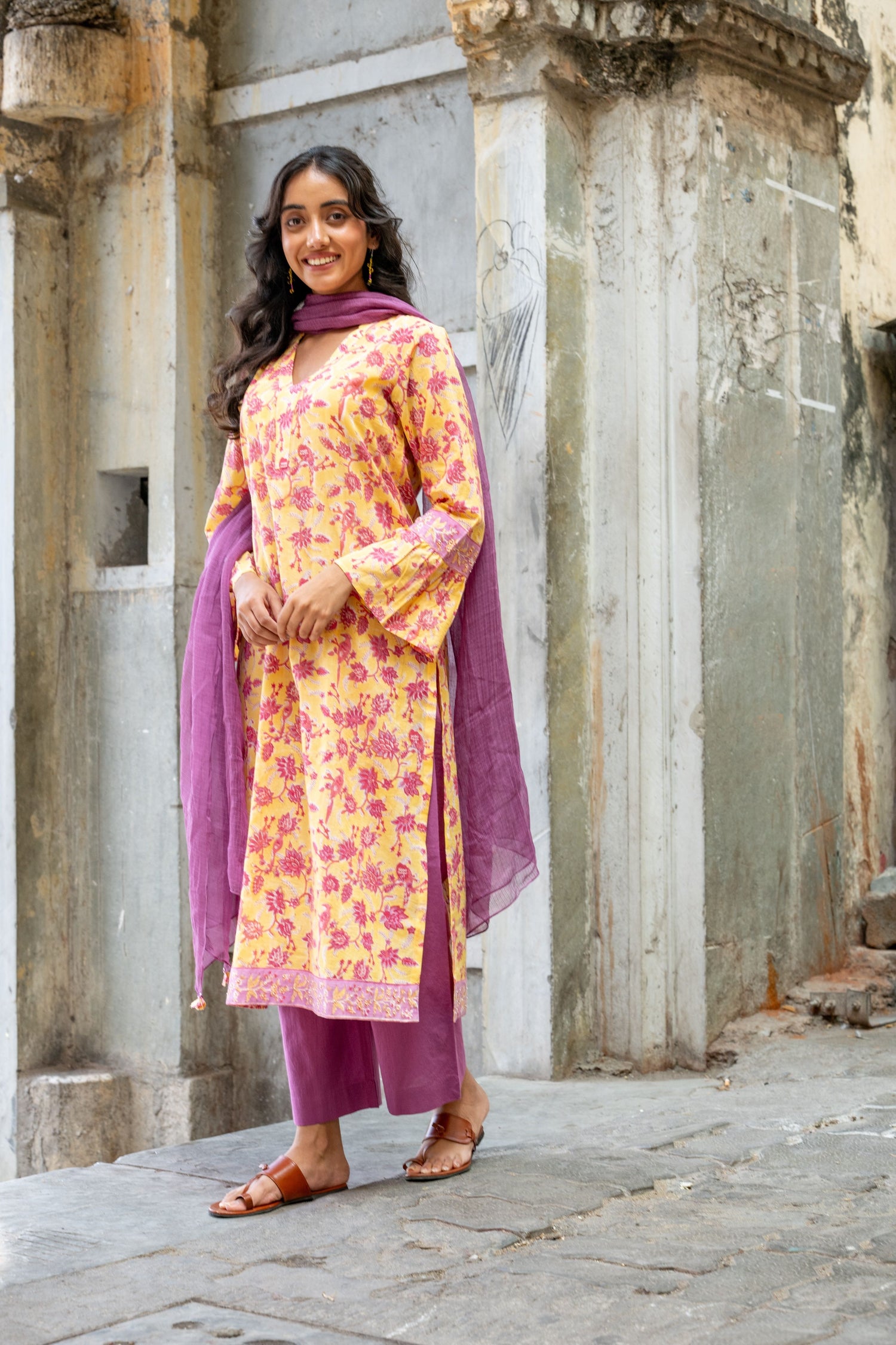 Block Print Mul Cotton 3/4 Sleeve V-Neck Kurta – Secret Garden