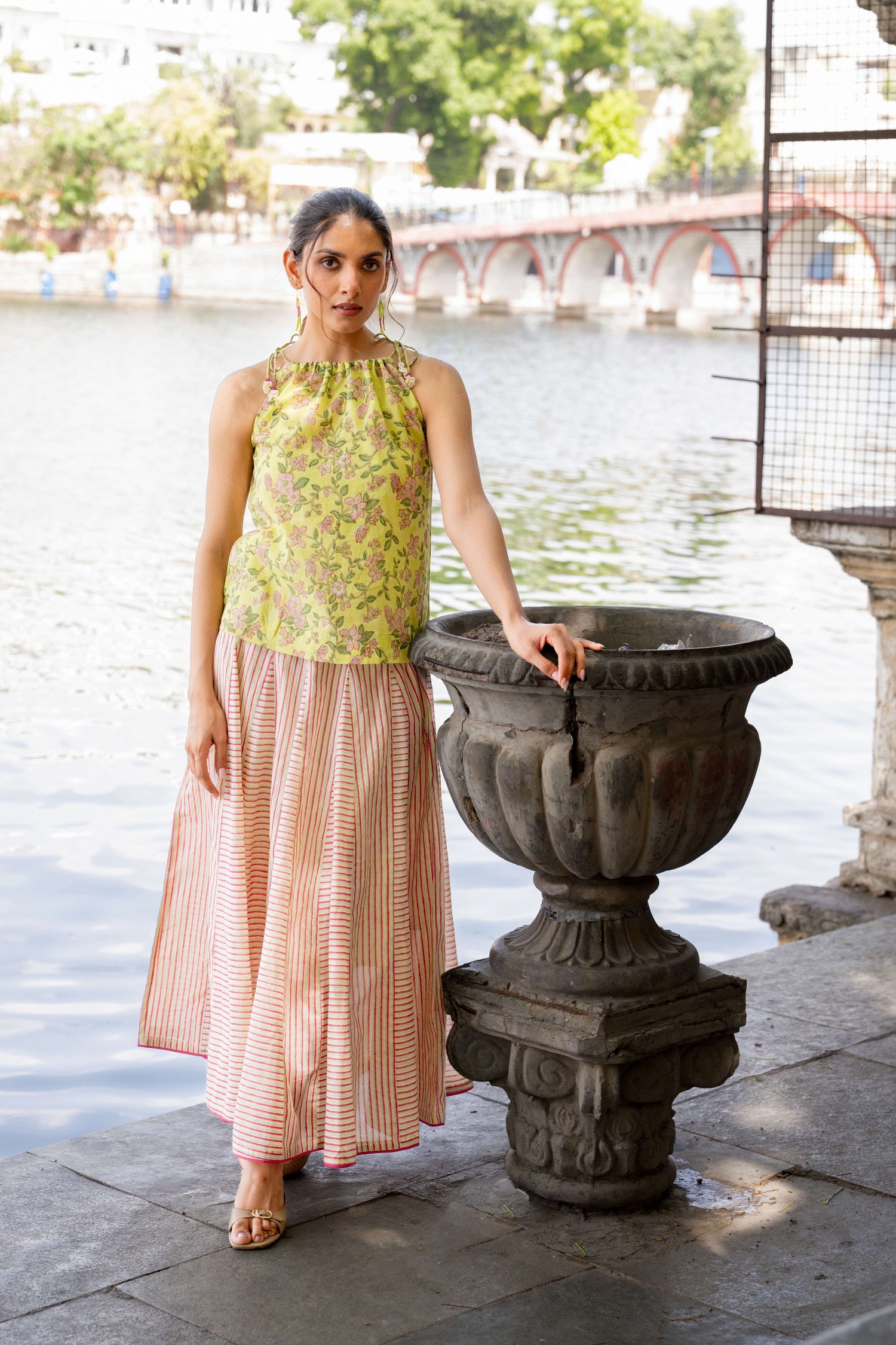 Sleeveless Block Print Tie-Up Top with Bead Detail – Secret Garden
