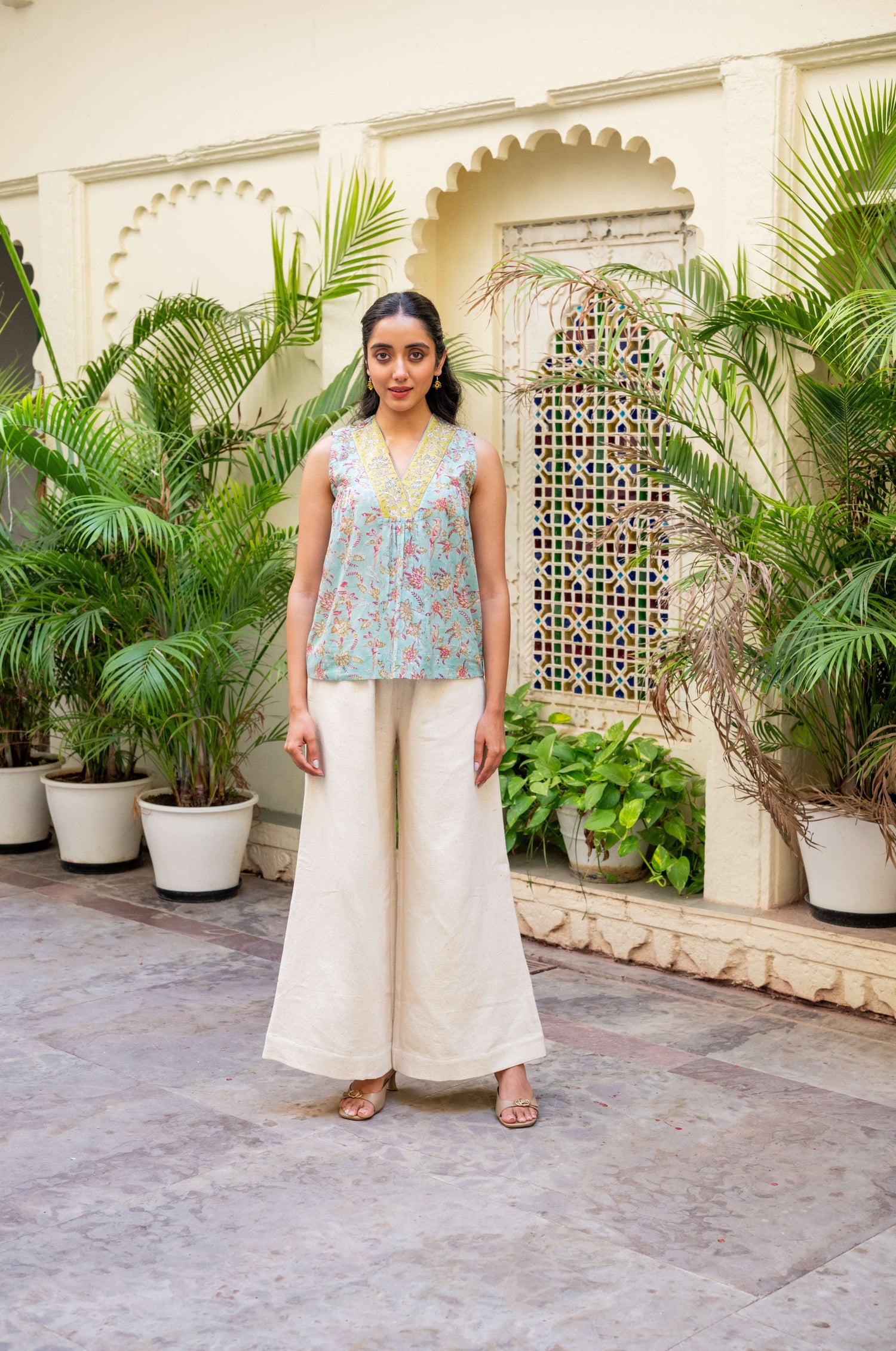 Mul Cotton Beaded V-Neck Sleeveless Top – Secret Garden