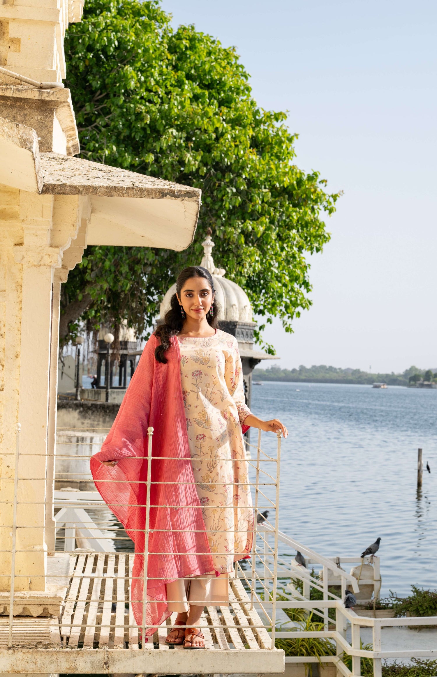 Pink Mul Cotton 3/4 Sleeve Boat Neck Kurta with Bead Detail – Secret Garden