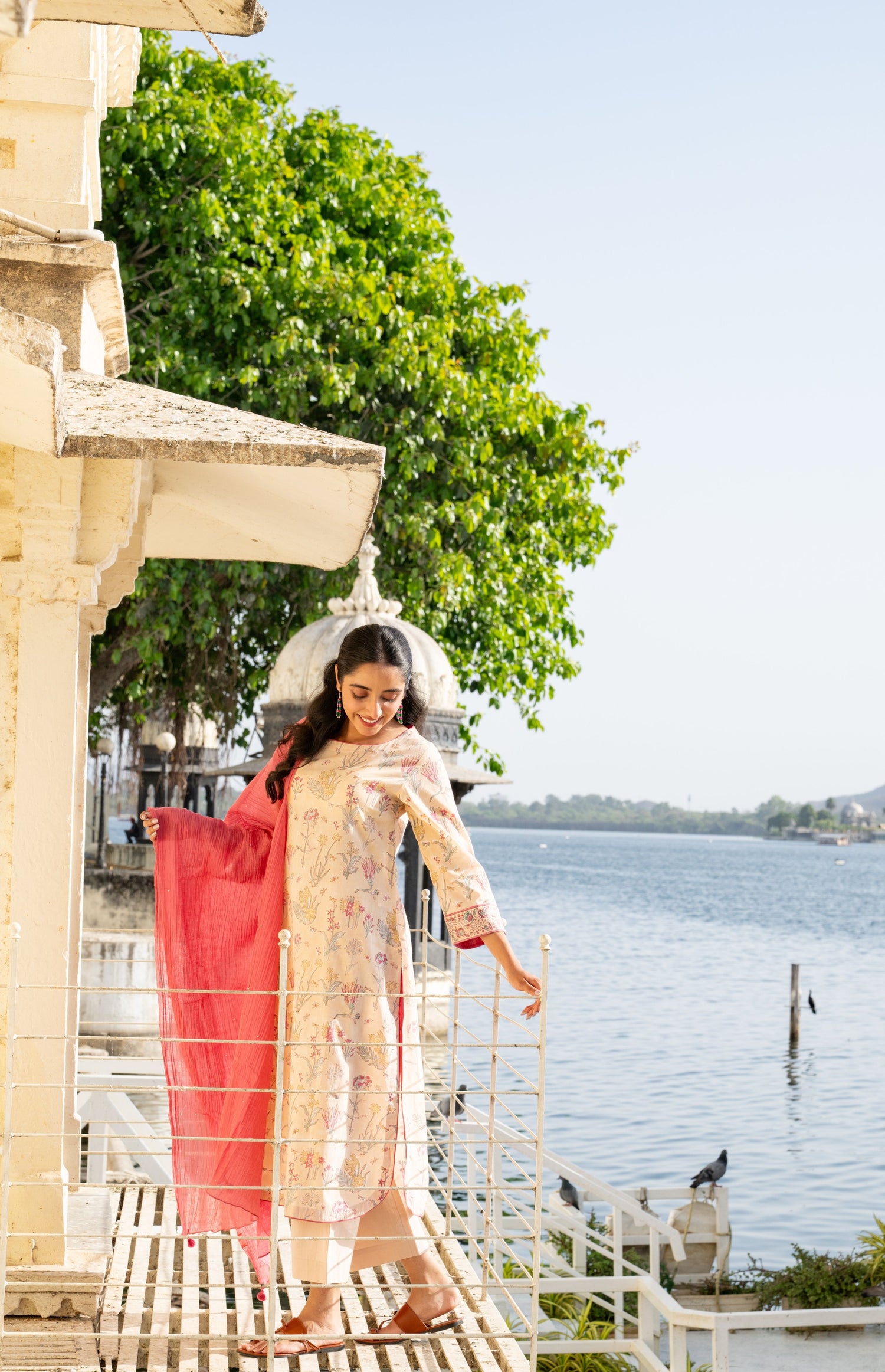 Pink Mul Cotton 3/4 Sleeve Boat Neck Kurta with Bead Detail – Secret Garden