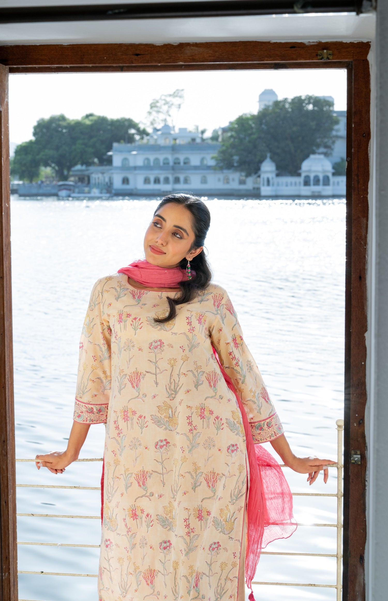 Pink Mul Cotton 3/4 Sleeve Boat Neck Kurta with Bead Detail – Secret Garden