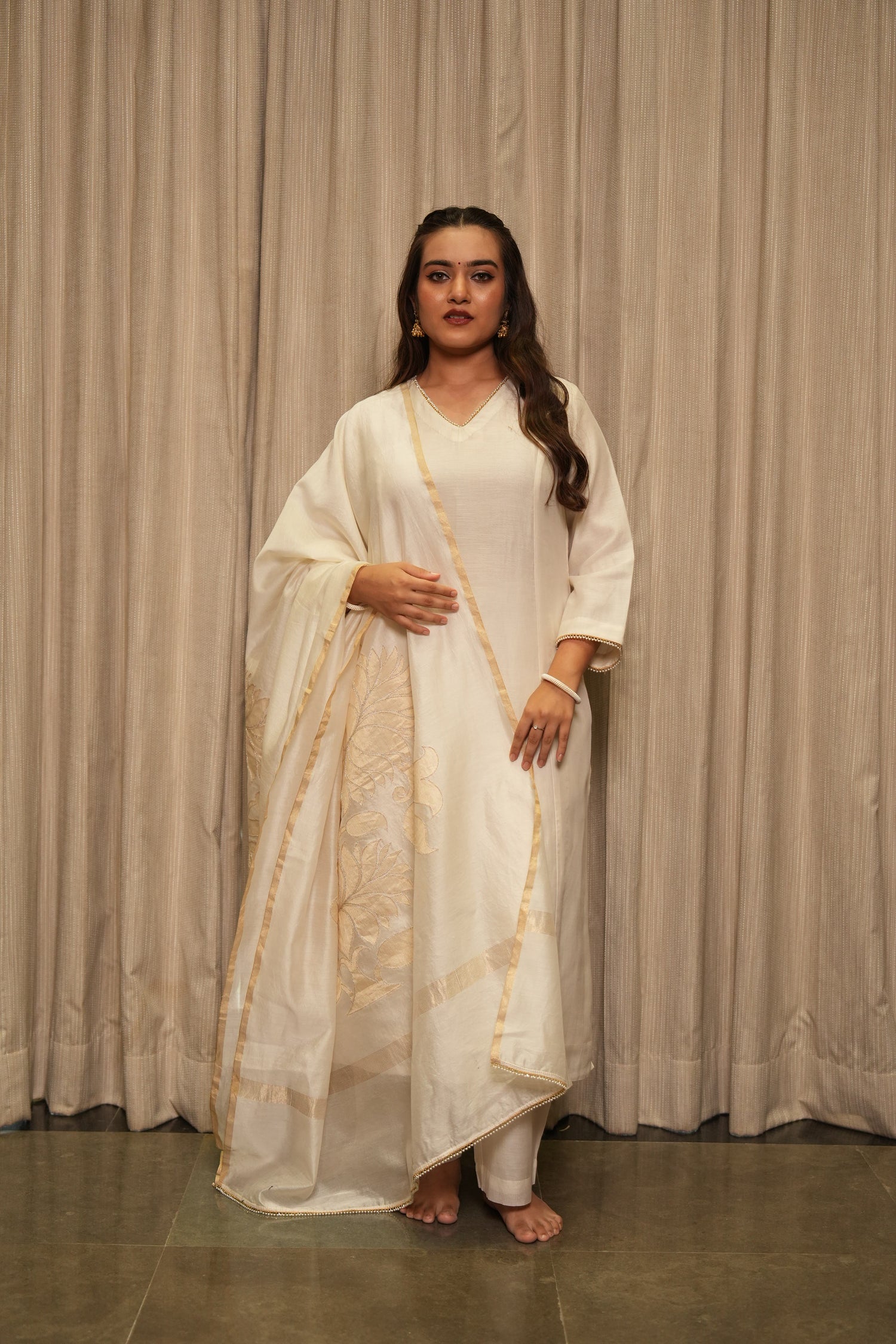 Ek Dor Mul Chanderi Set of 3 – Elegant Ivory Handwoven Ensemble