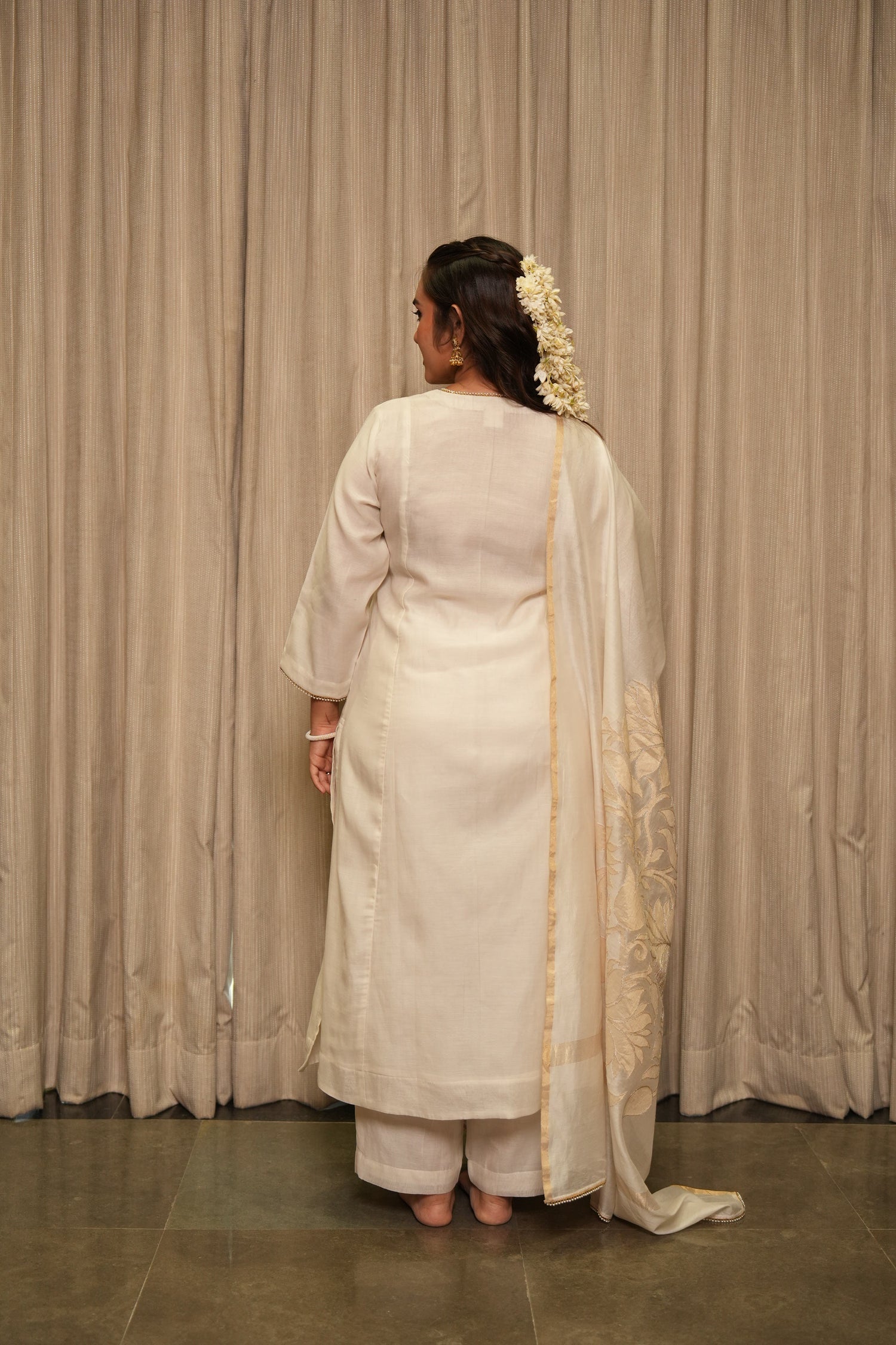 Ek Dor Mul Chanderi Set of 3 – Elegant Ivory Handwoven Ensemble