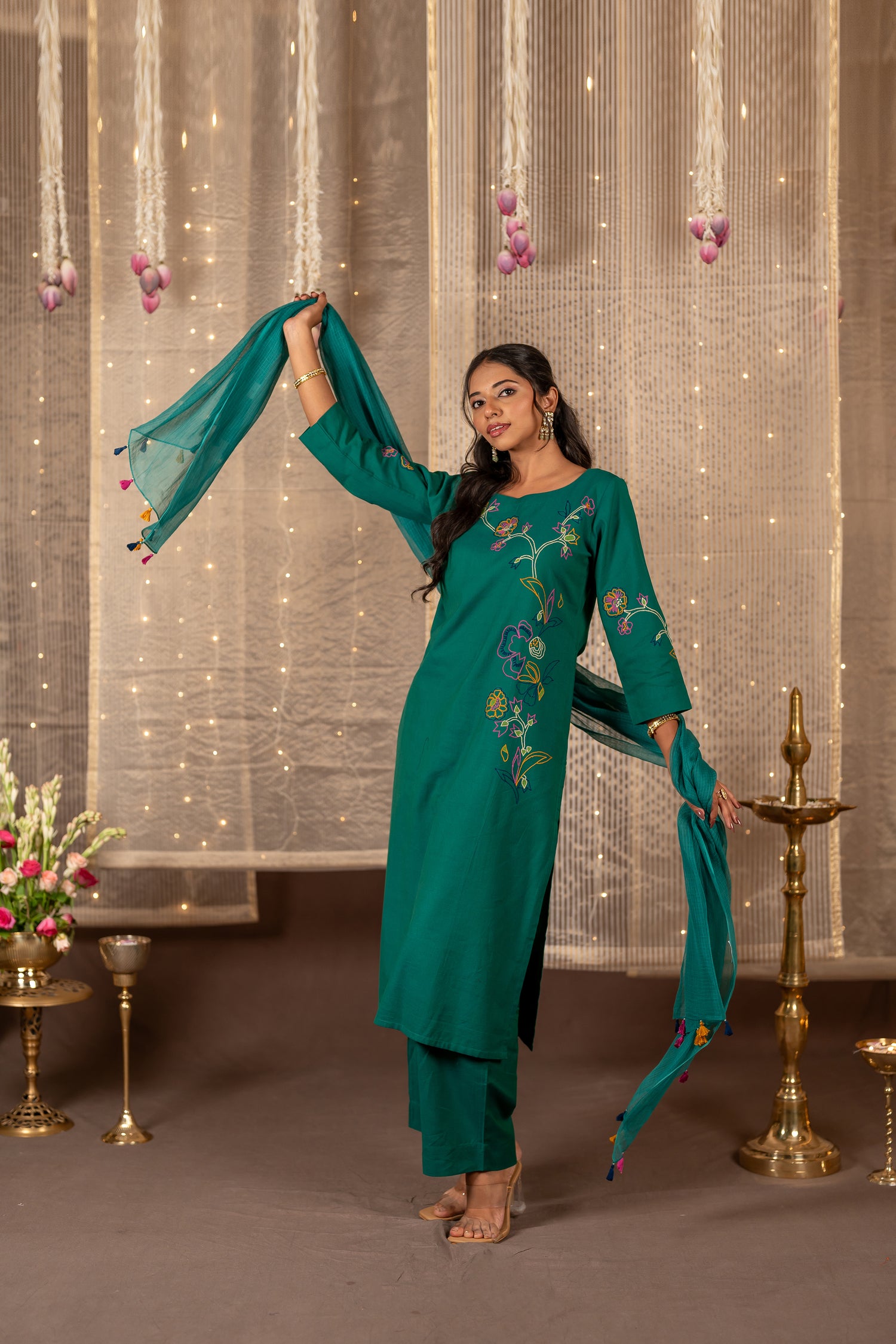 Ray Ethnic The Ira Green Cotton Set of Two with Hand Embroidery