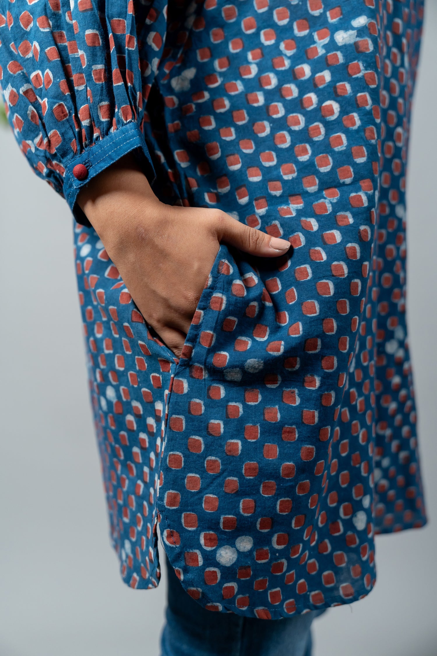 Parat Block Print Mul Cotton Oversized Shirt Top