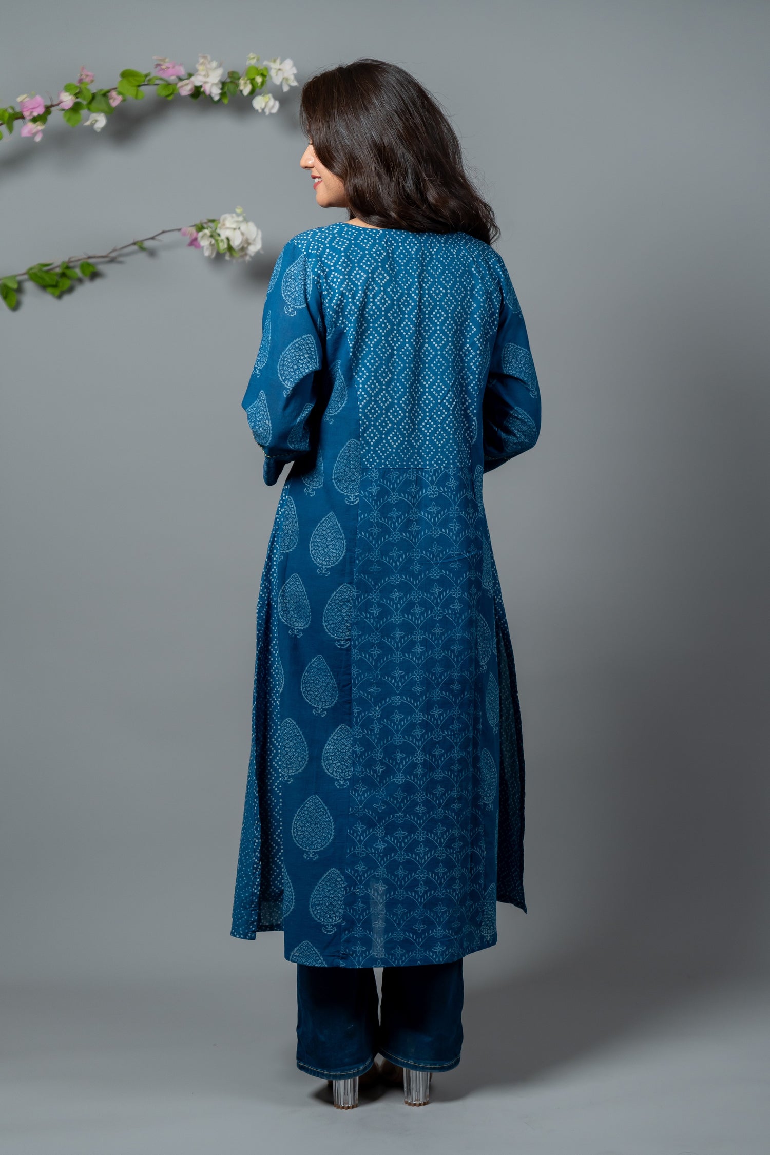 Parat Teal Blue Mixed Motif Block Print Mul Cotton Kurta
