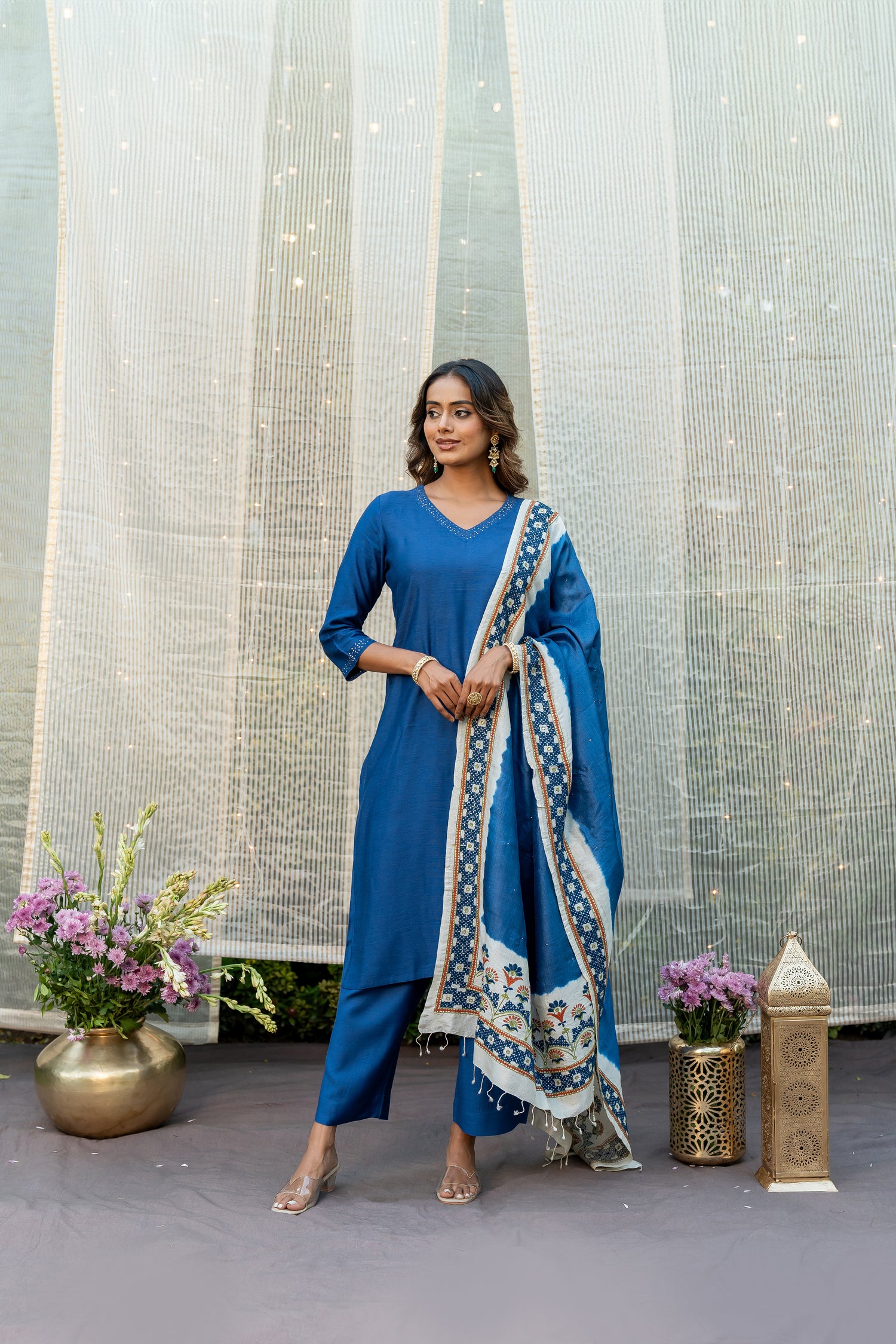 Tasar Silk Hand Embroidered Badla Tie-Dye Dupatta – The Ira by Ray Ethnic