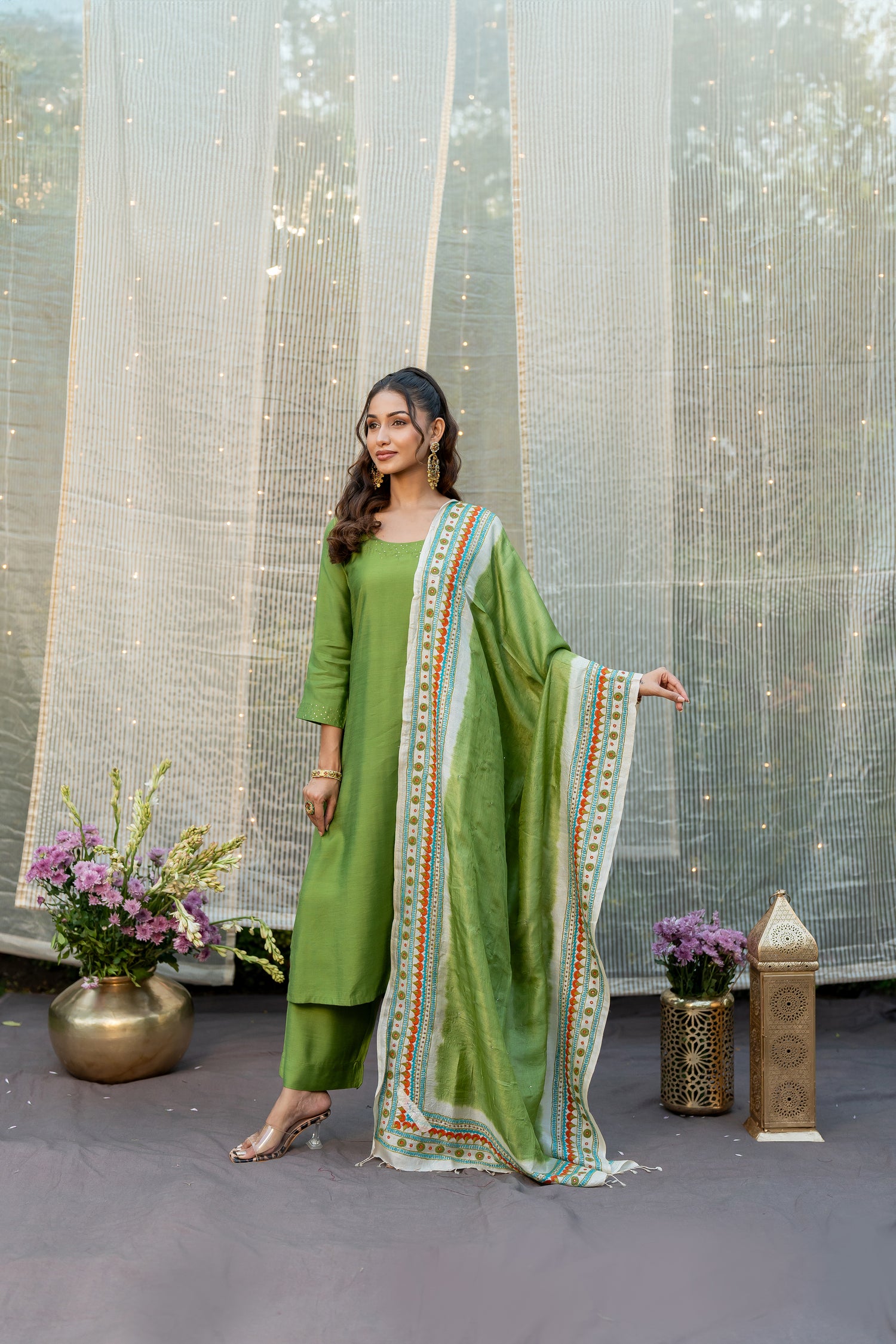 Tasar Hand Embroidered Badla Tie-Dye Dupatta – The Ira by Ray Ethnic