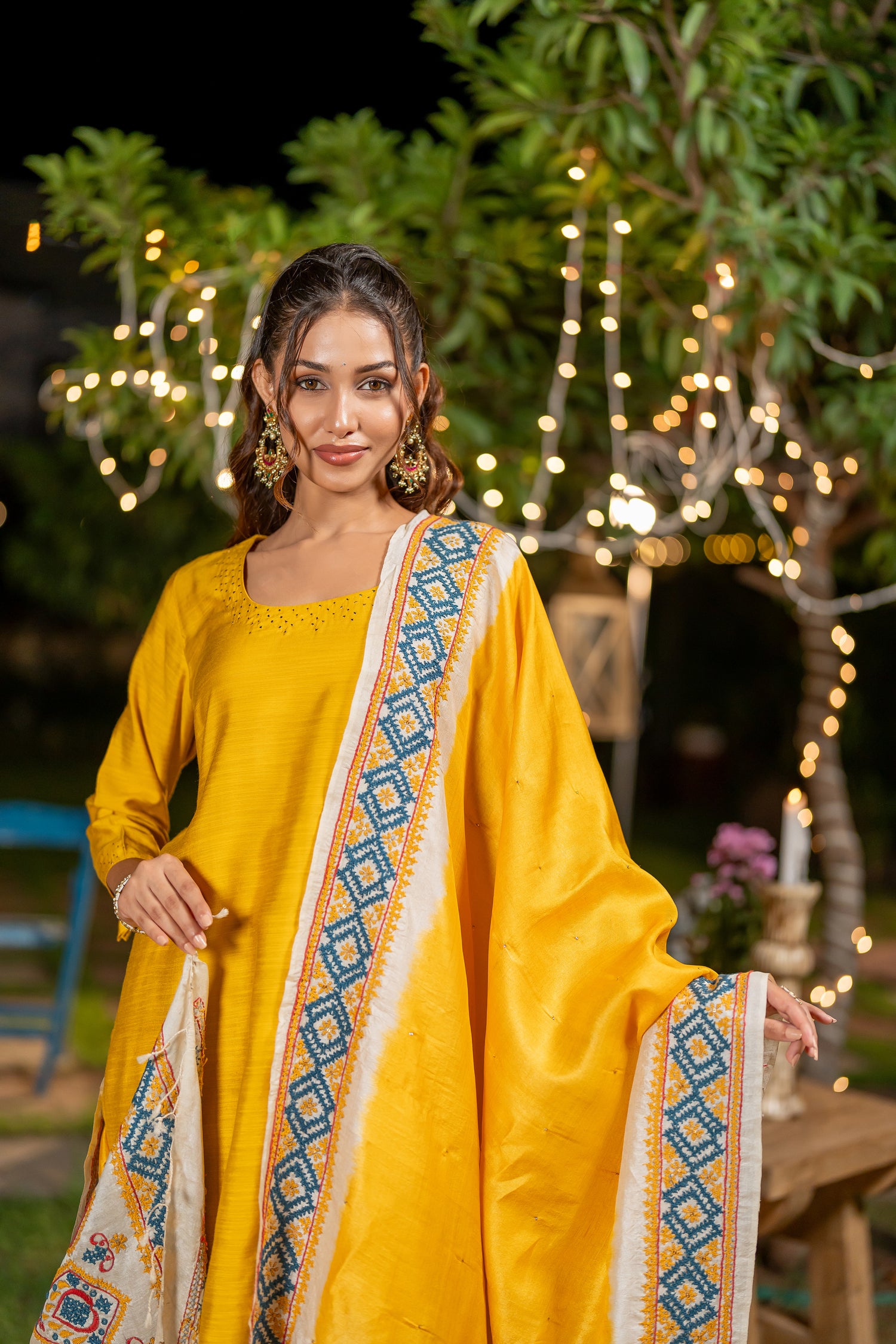 Yellow Tasar Dupatta with Embroidery and Badla – The Ira by Ray Ethnic