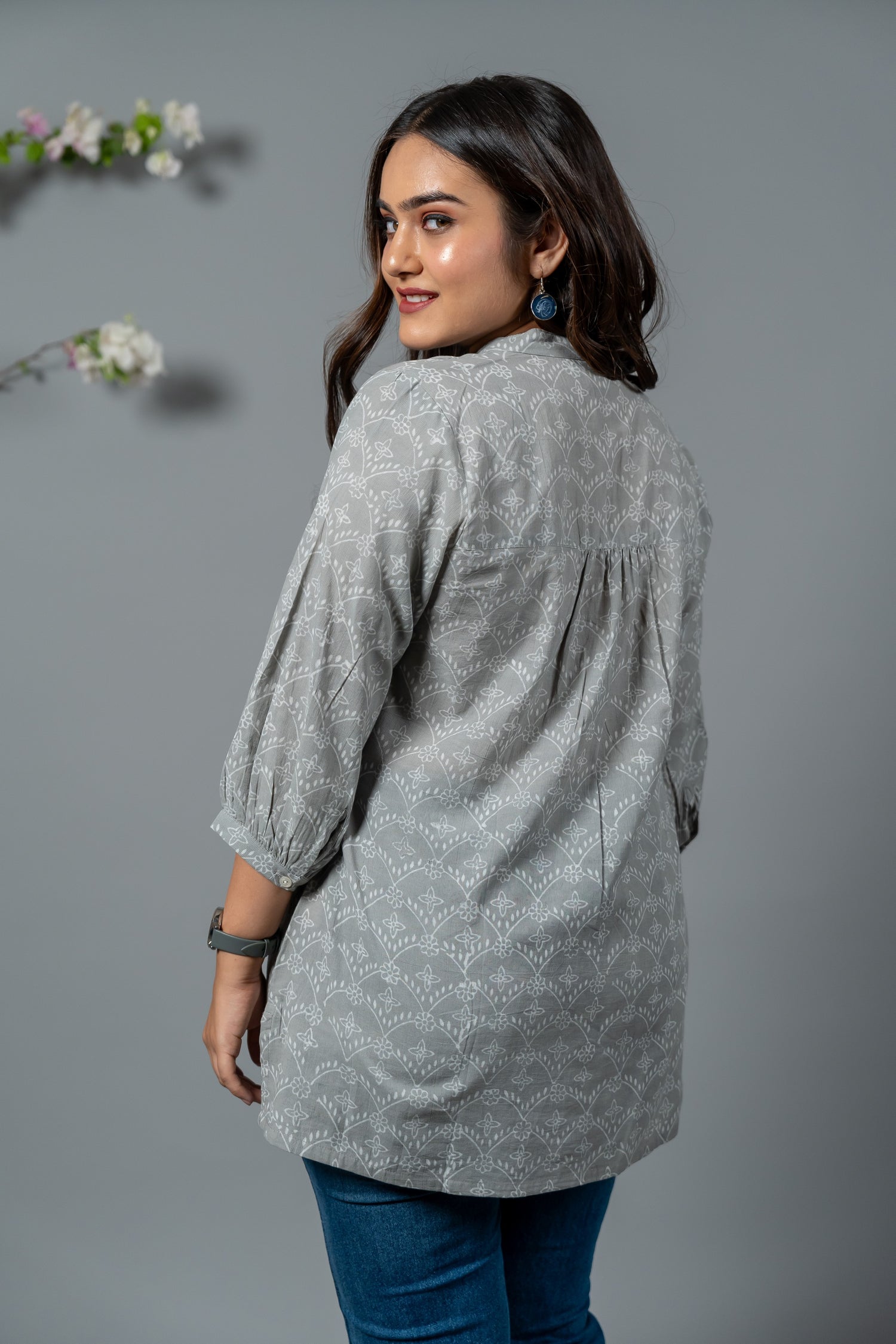 Parat Block Print Mul Cotton Grey Top