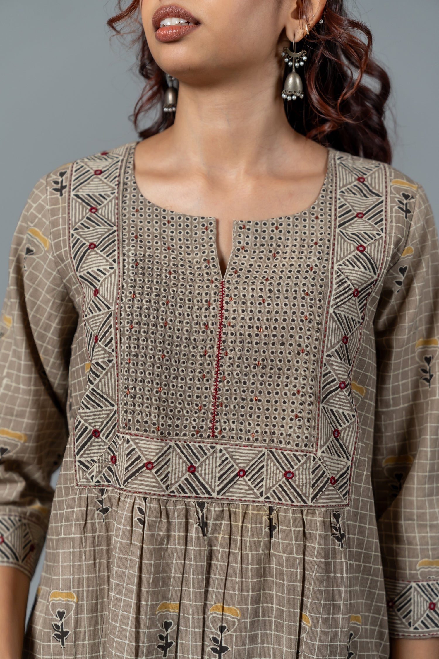 Parat Grid Floral Block Print Mul Cotton Kurta Set of Two