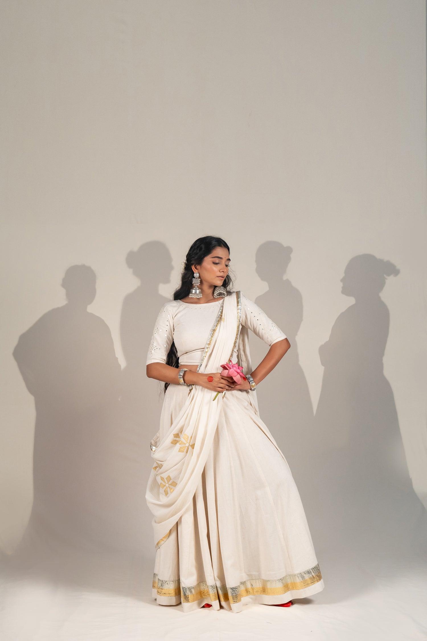 Mulmul Cotton Dupatta in Off-White– NavRas