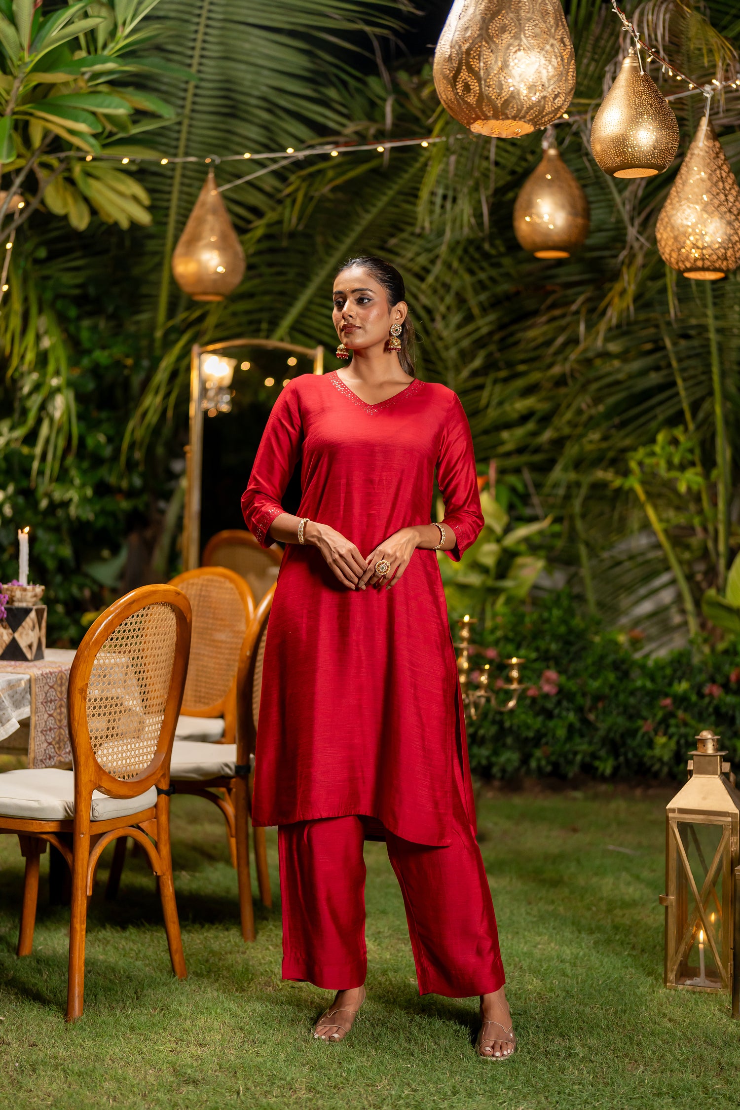 Ray Ethnic Ira – Bright Red Cotton Silk Slub Set of Two with Badla Work