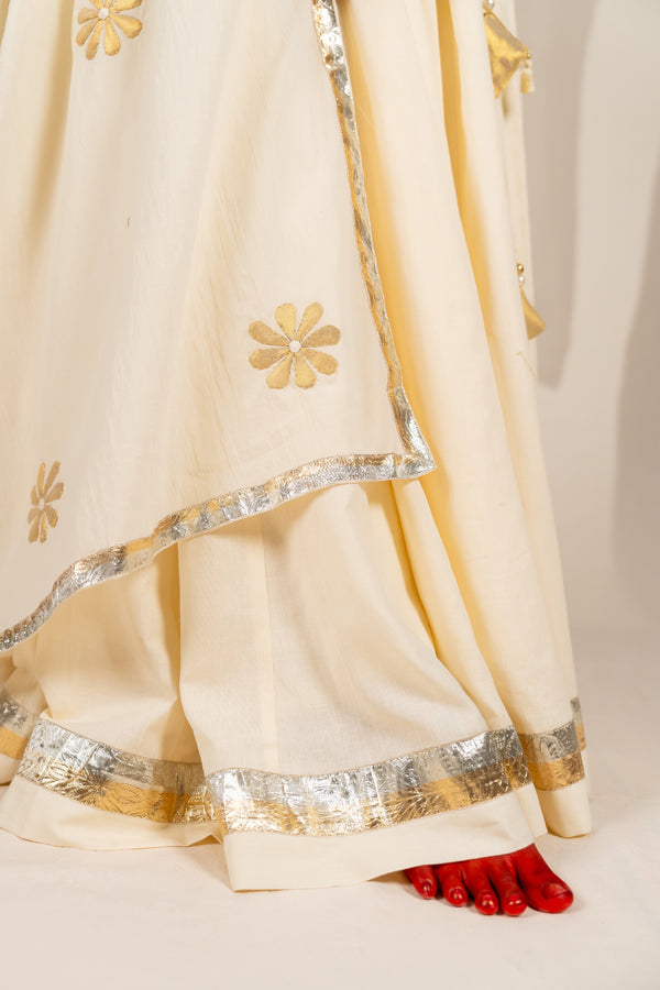 Mulmul Cotton Dupatta Applique Work in Off-White– NavRas