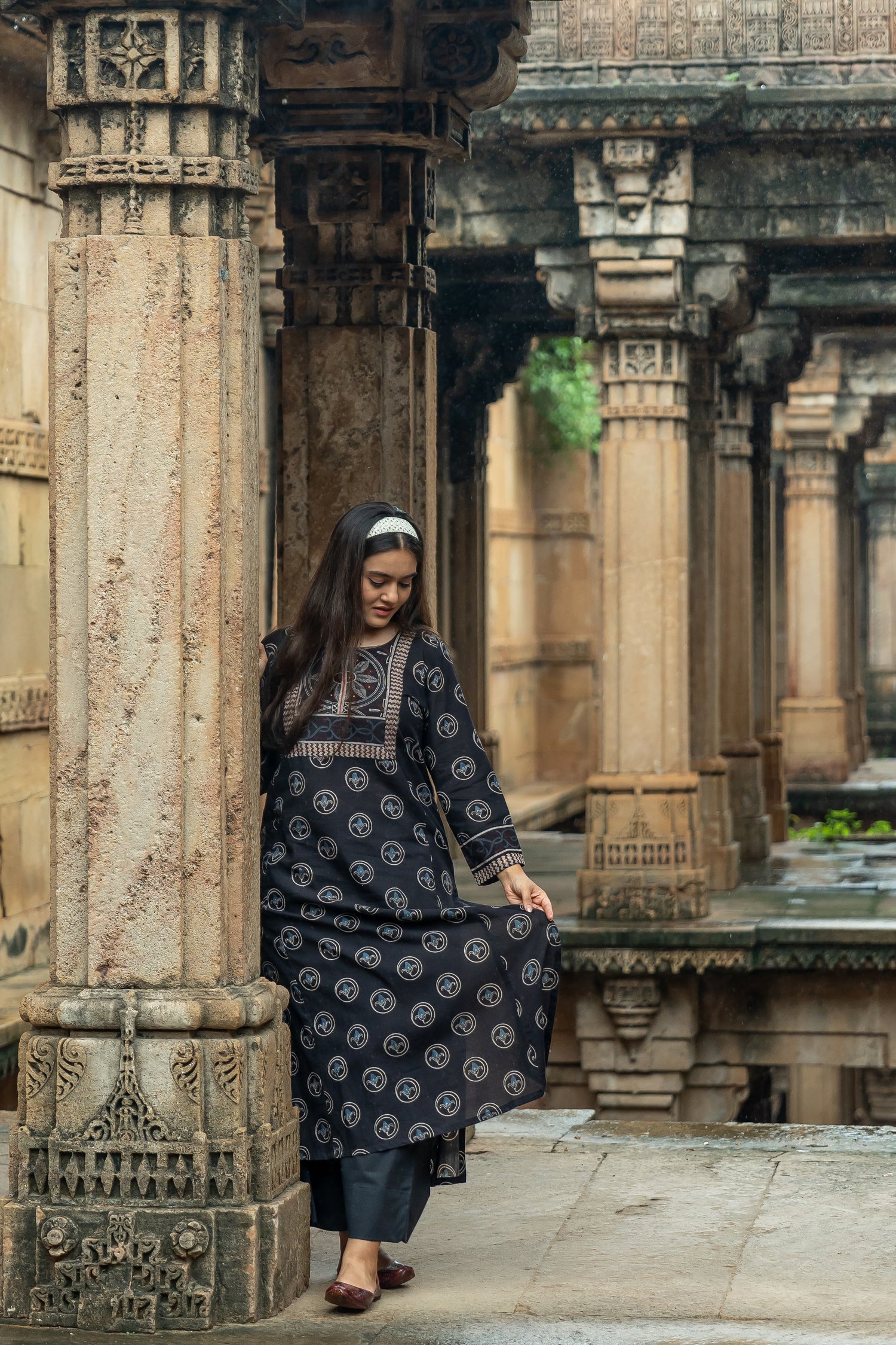 Ray Ethnic Ekatra Block Print Mull  Cotton Kurta – Black