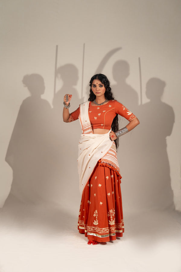 Handwoven Kala Cotton Dupatta in Rust – NavRas