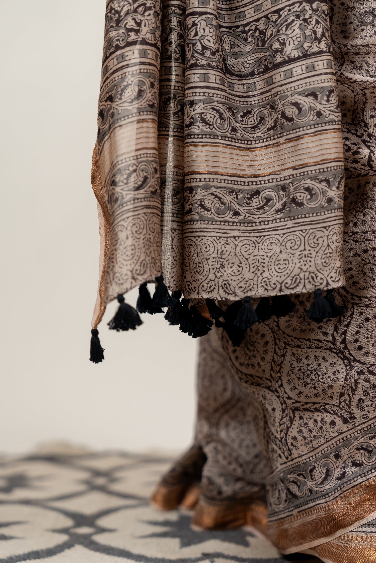 Mul Chanderi Kalamkari Saree in Beige Kashish – Sama