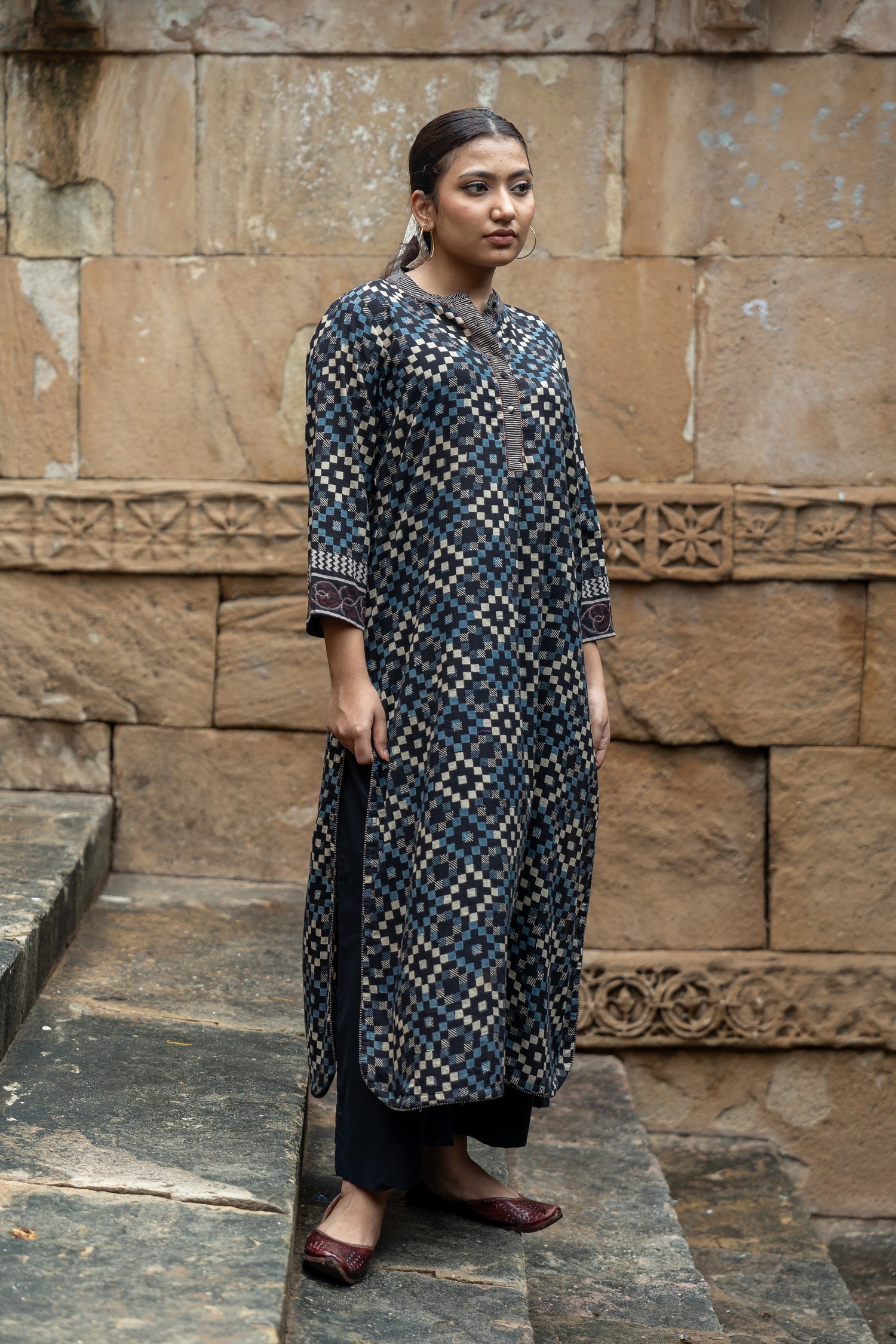 Ray Ethnic Ekatra Geometric Block Print Mull Cotton Kurta in Black