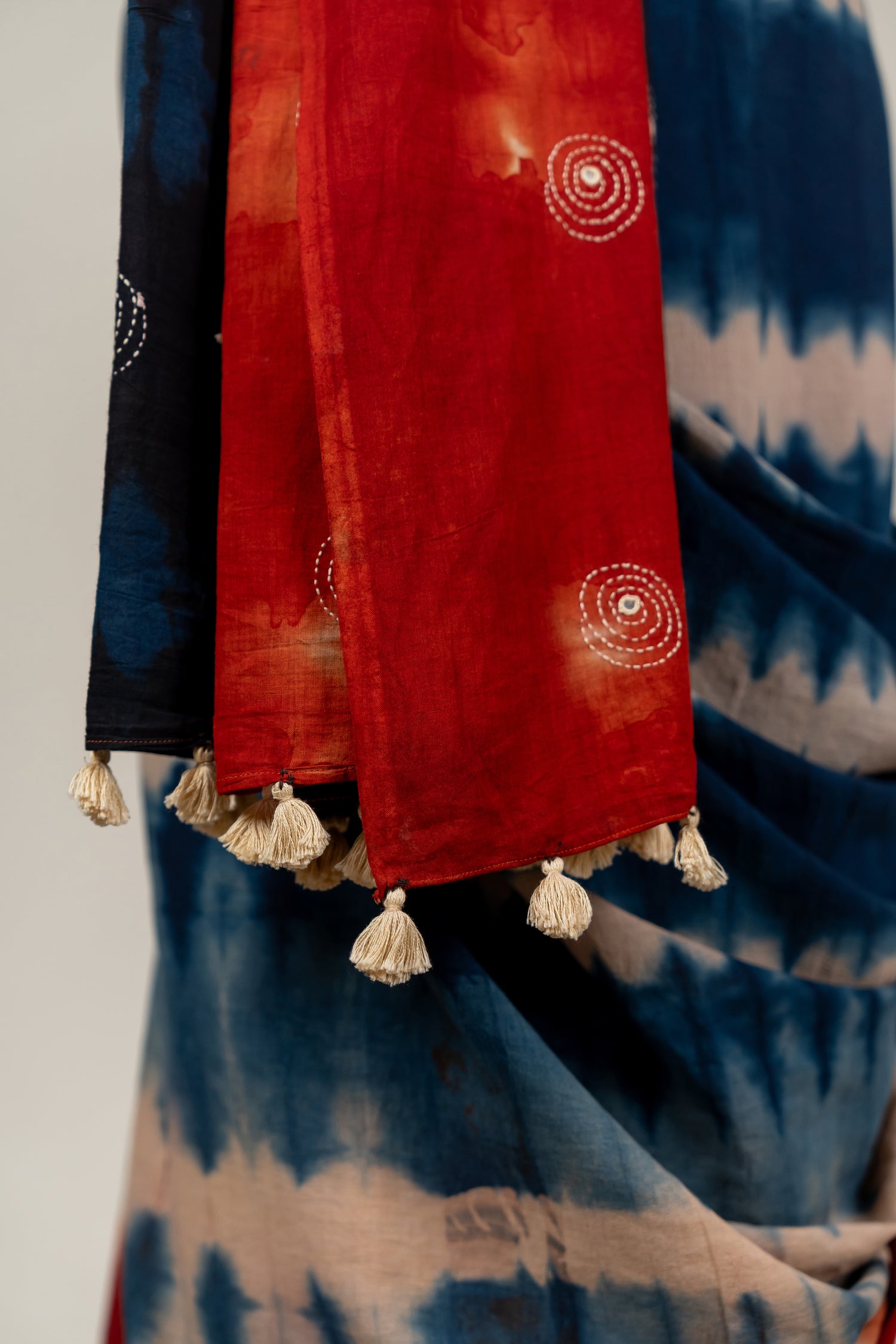 Hand-Tied Shibori Saree in Rustic Red and Indigo – Sama
