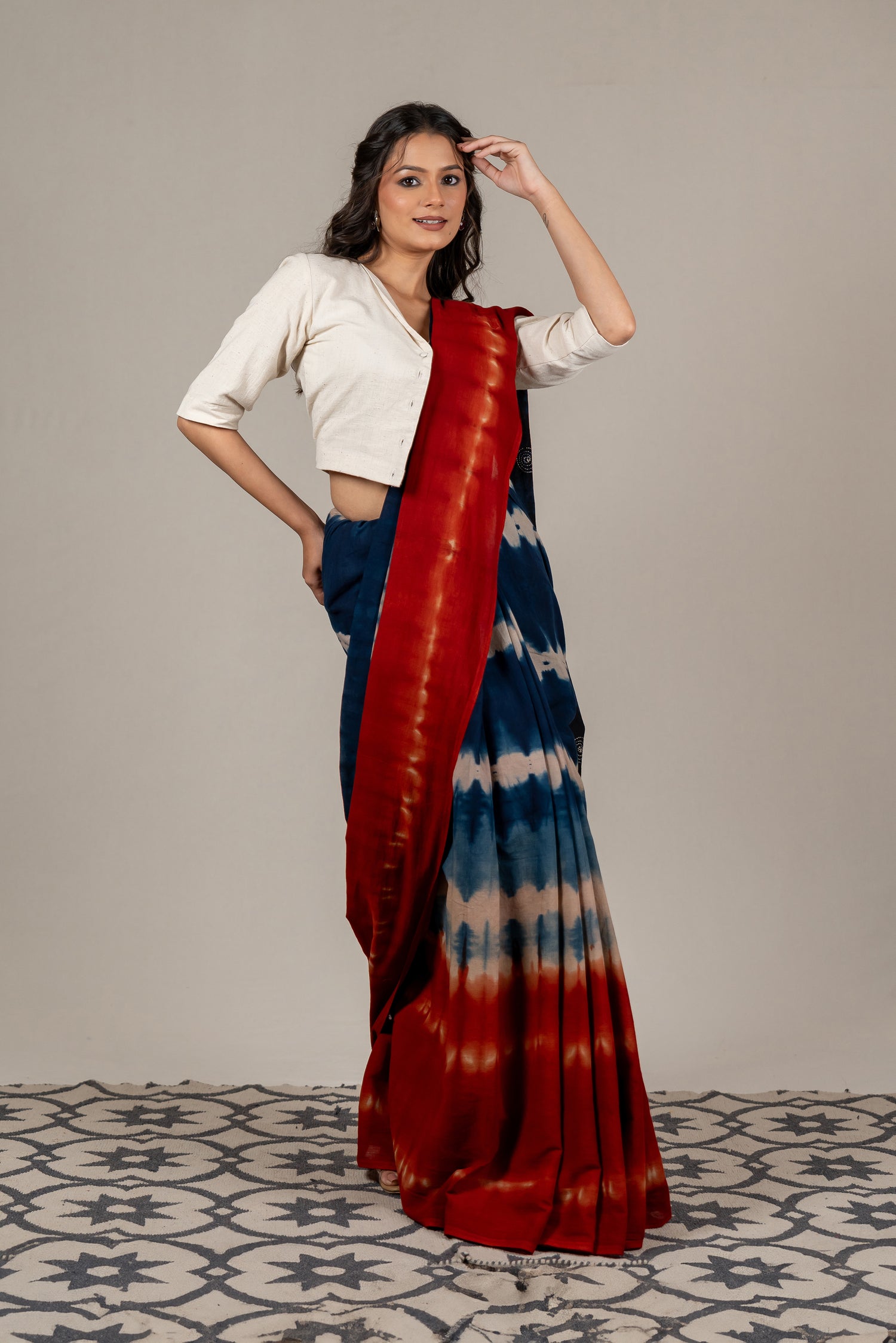 Hand-Tied Shibori Saree in Rustic Red and Indigo – Sama