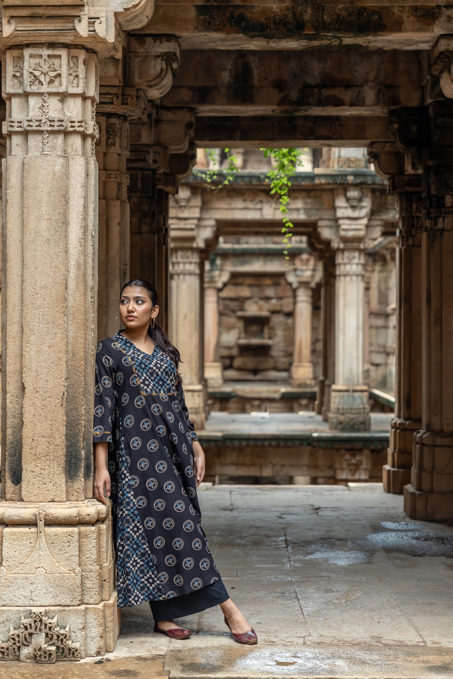 Ray Ethnic Ekatra Contrast Block Print Mull Cotton Kurta in Black