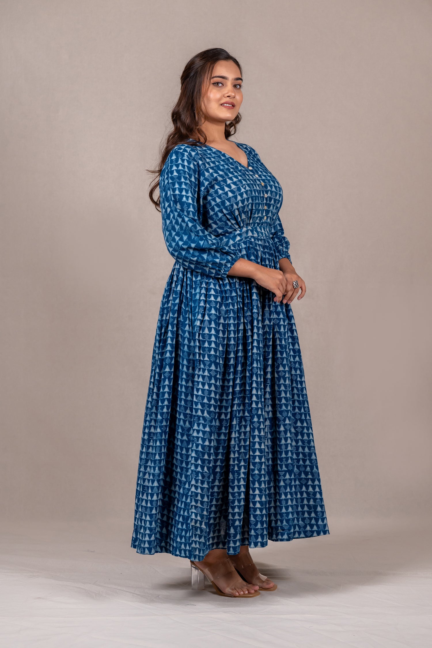 Indigo Dabu Printed V-Neck Long Dress – Sutra