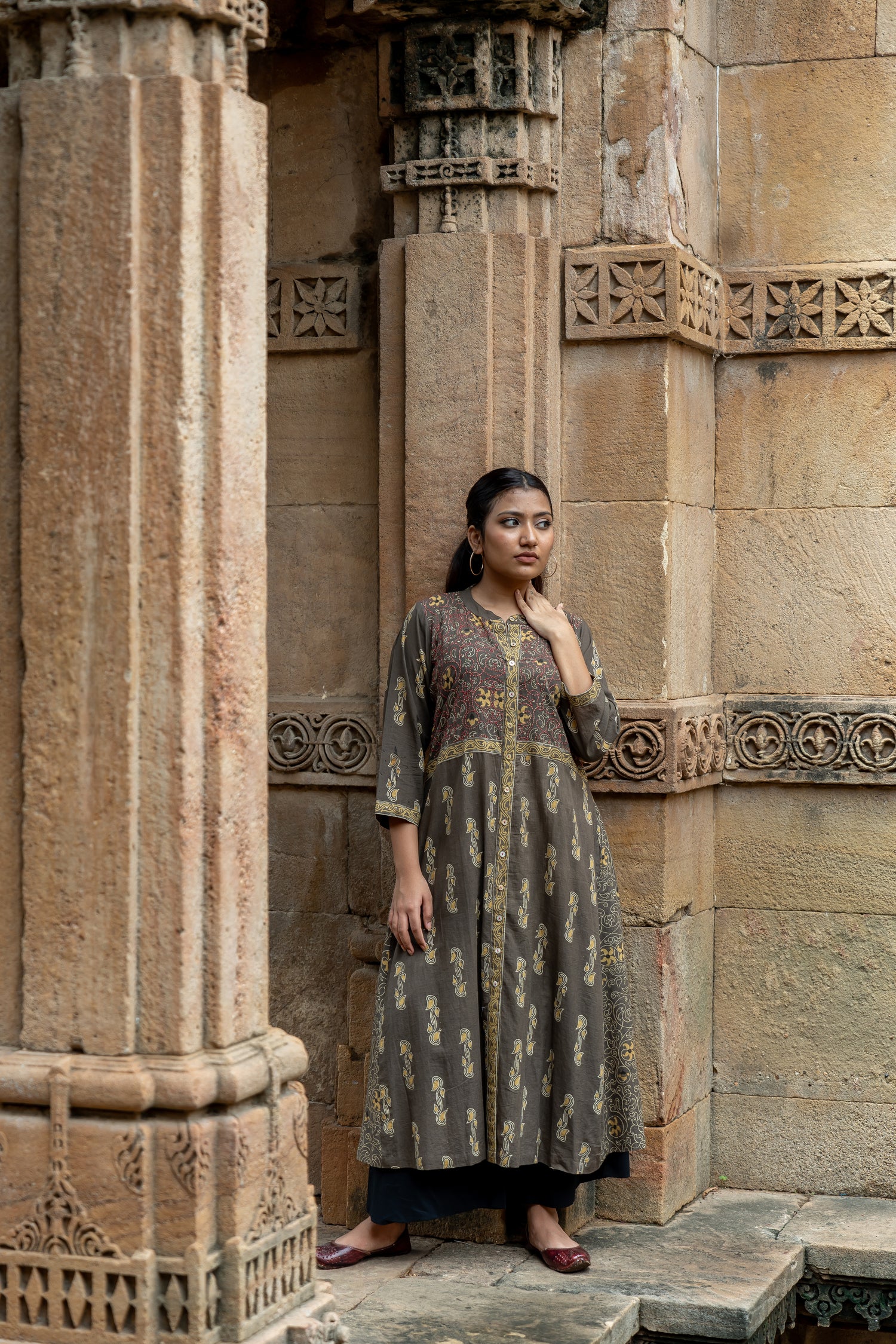 Ray Ethnic Mull Cotton Block Print Kurta in Brown in Ekatra