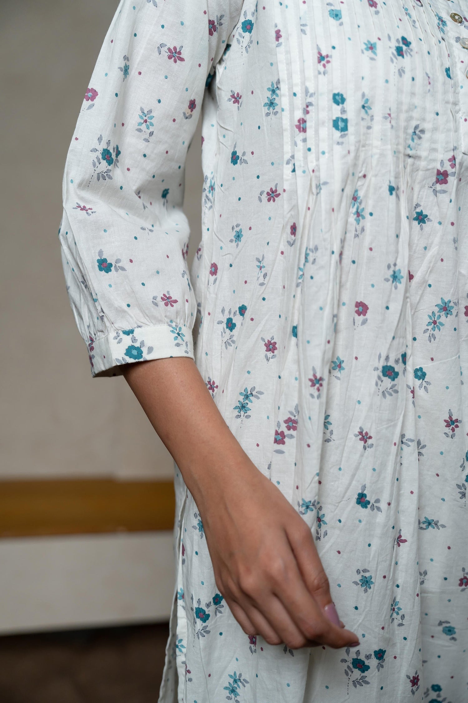 Aabha White Printed Cotton Kurta | Ray-ethnic