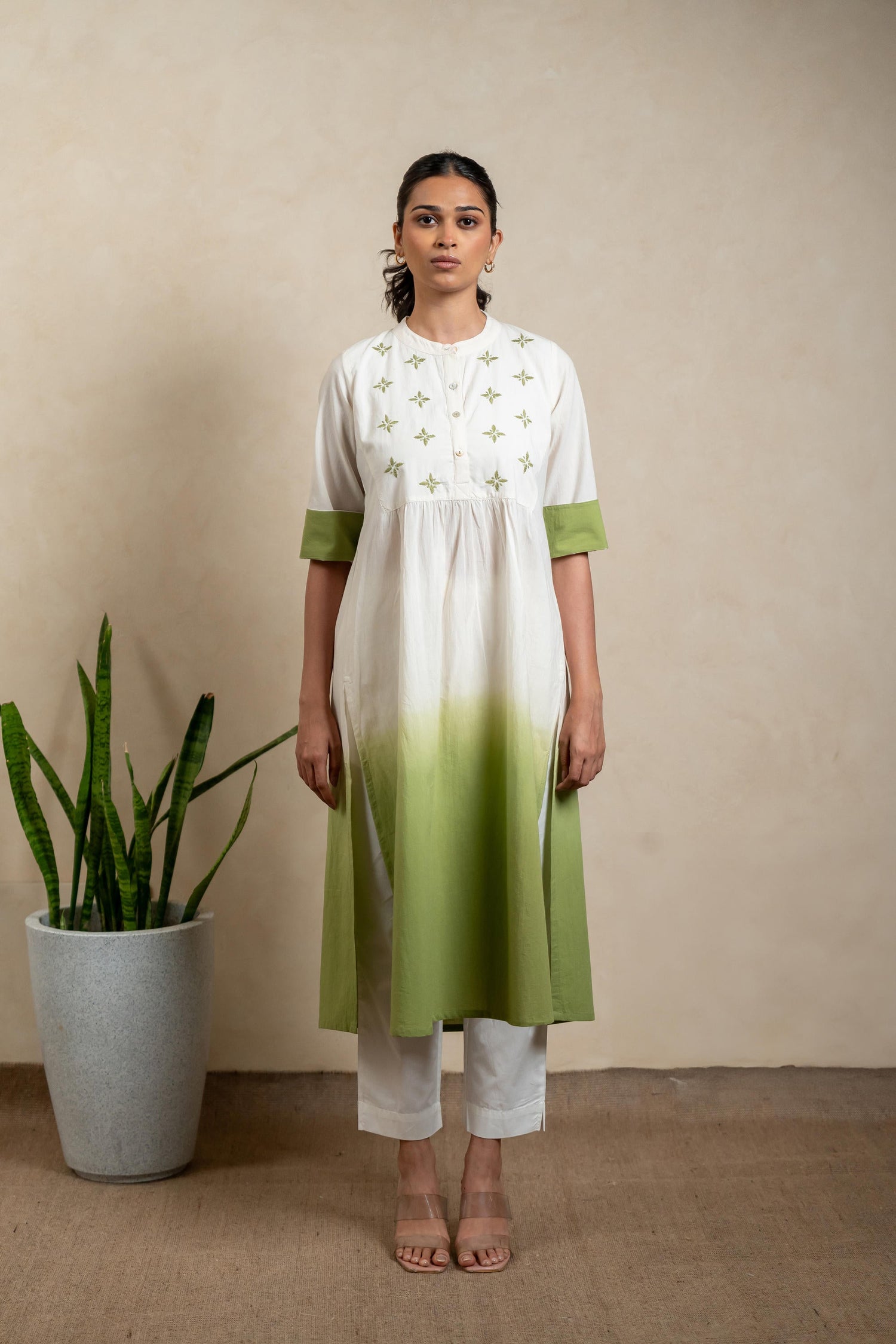 Aabha Light Green Tie-Dye GreenCotton Kurta | Ray-ethnic
