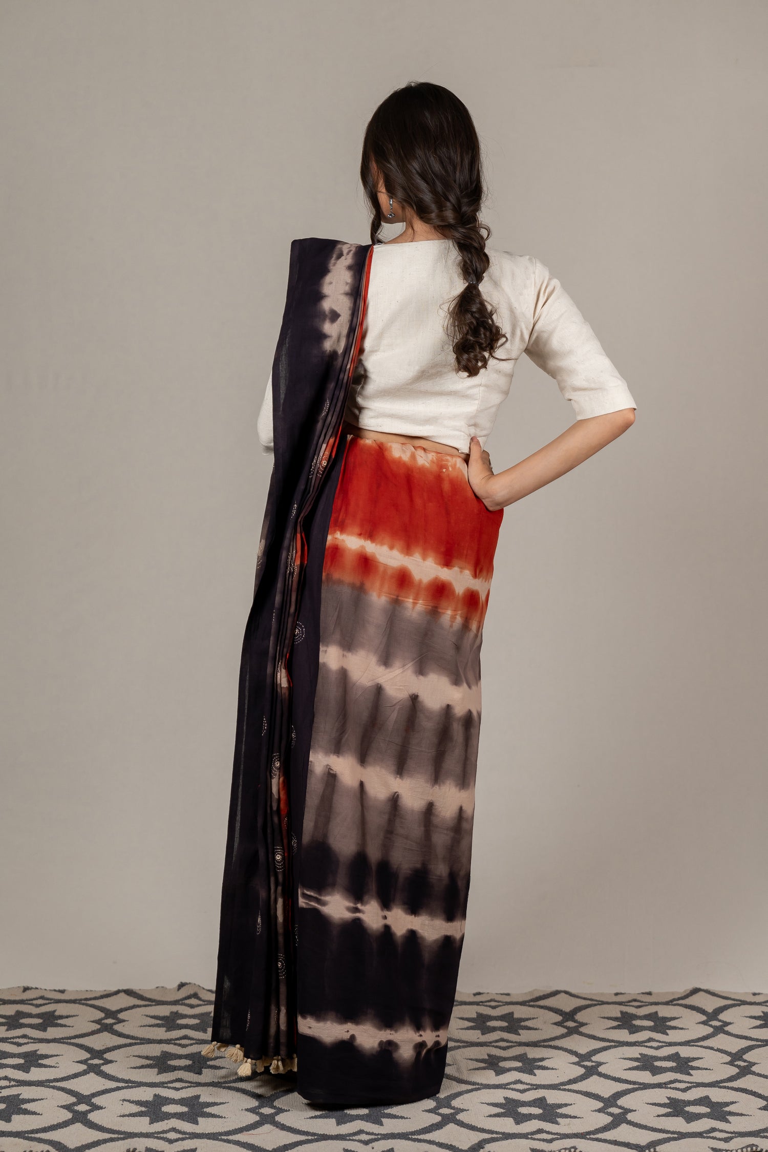 Hand-Tied Shibori Saree in Brown and Rustic Red – Sama