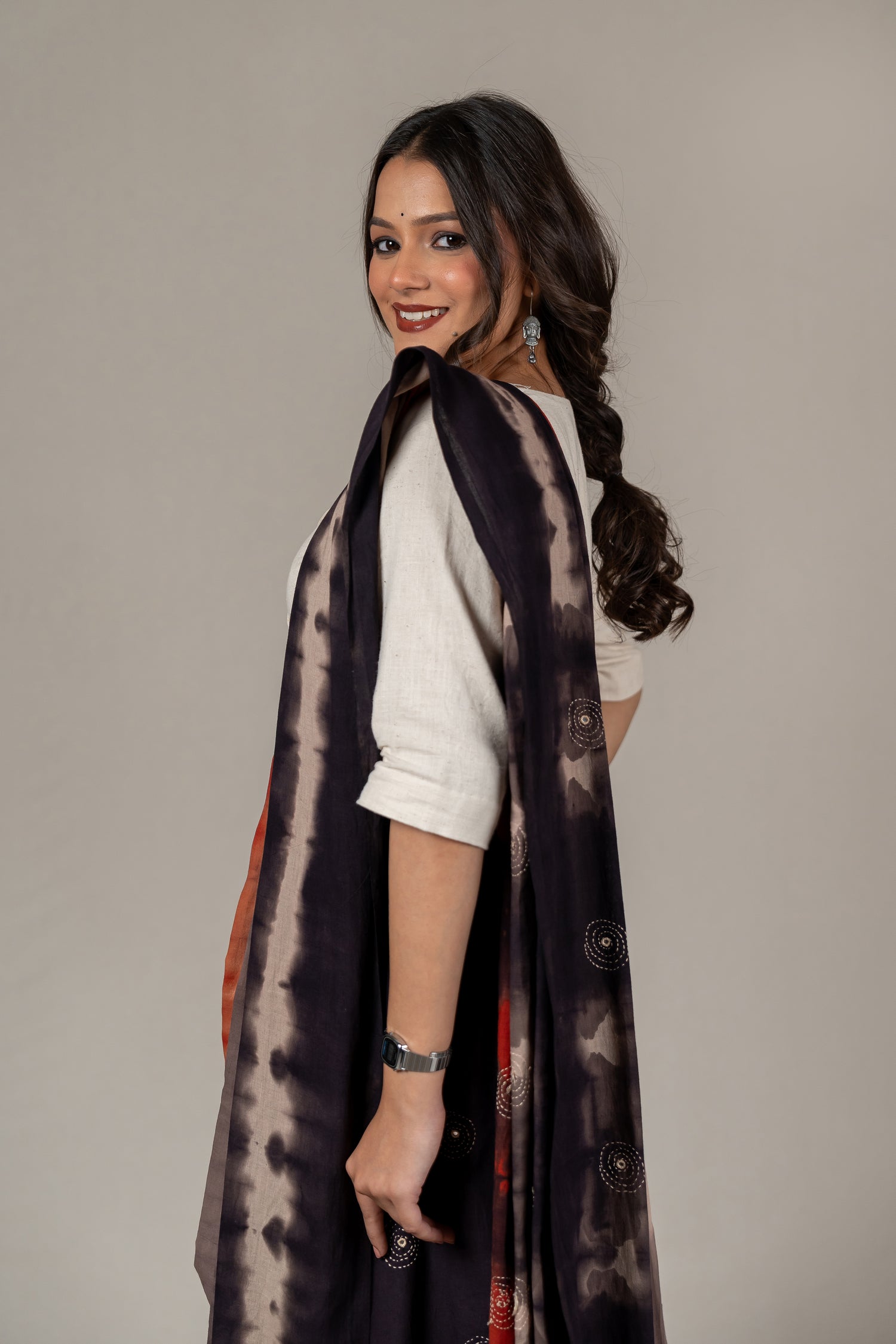 Hand-Tied Shibori Saree in Brown and Rustic Red – Sama