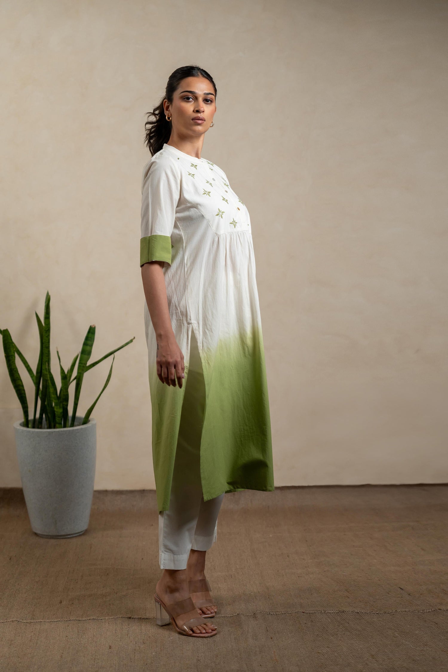 Aabha Light Green Tie-Dye GreenCotton Kurta | Ray-ethnic