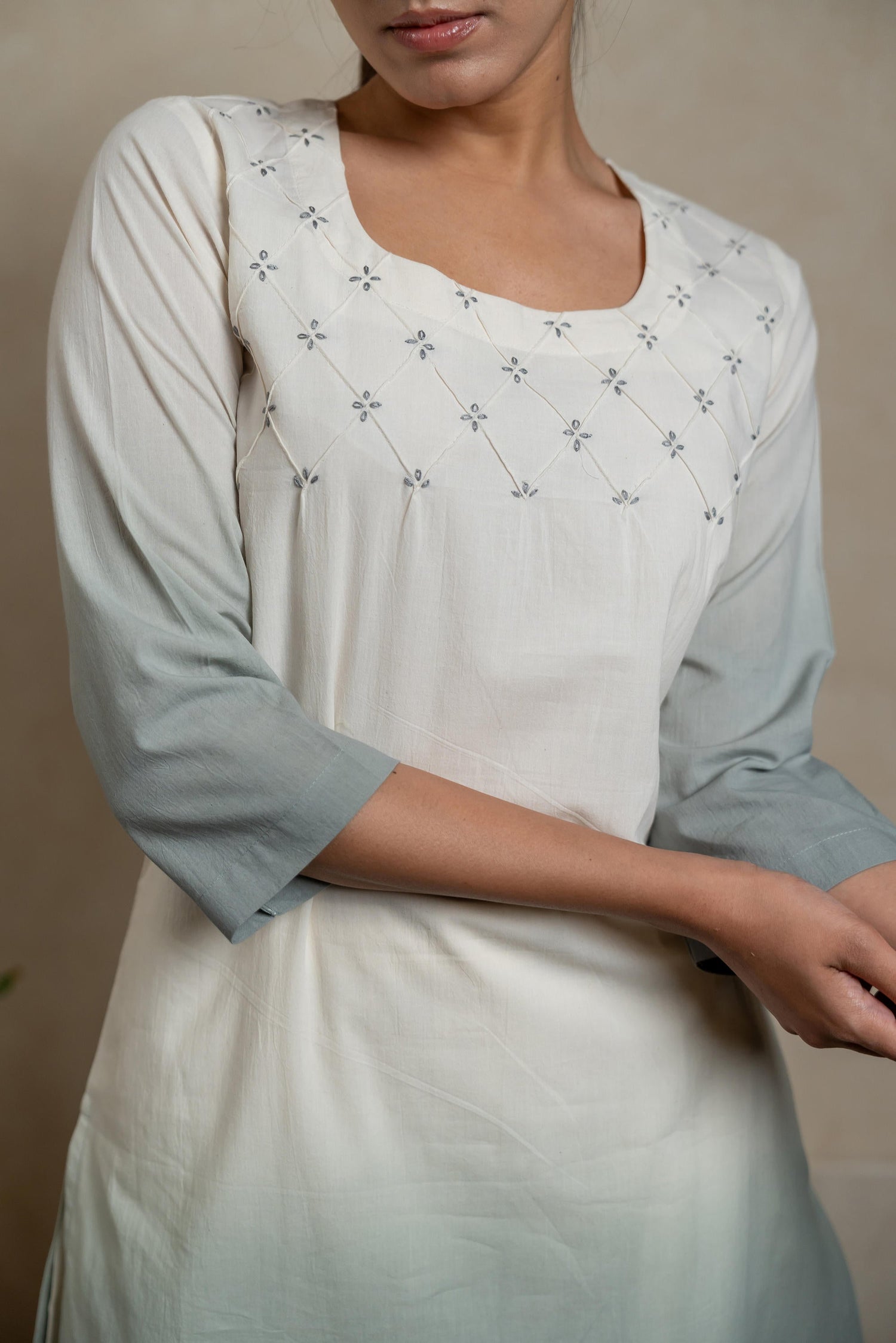 Aabha Grey Tie-Dye Cotton Kurta | Ray-ethnic