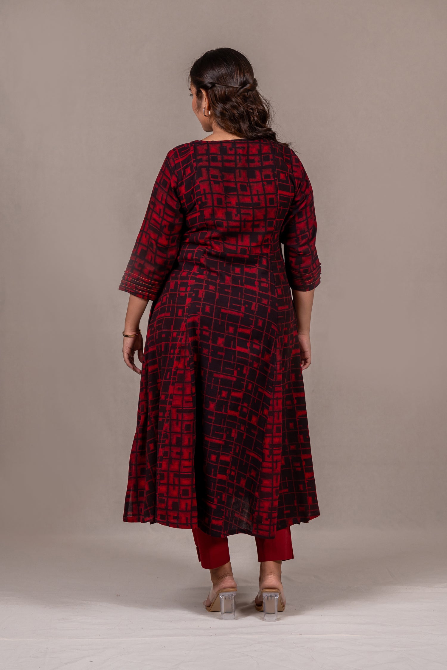 Mul-Mul Kota Kurta with Red Dabu Print – Sutra