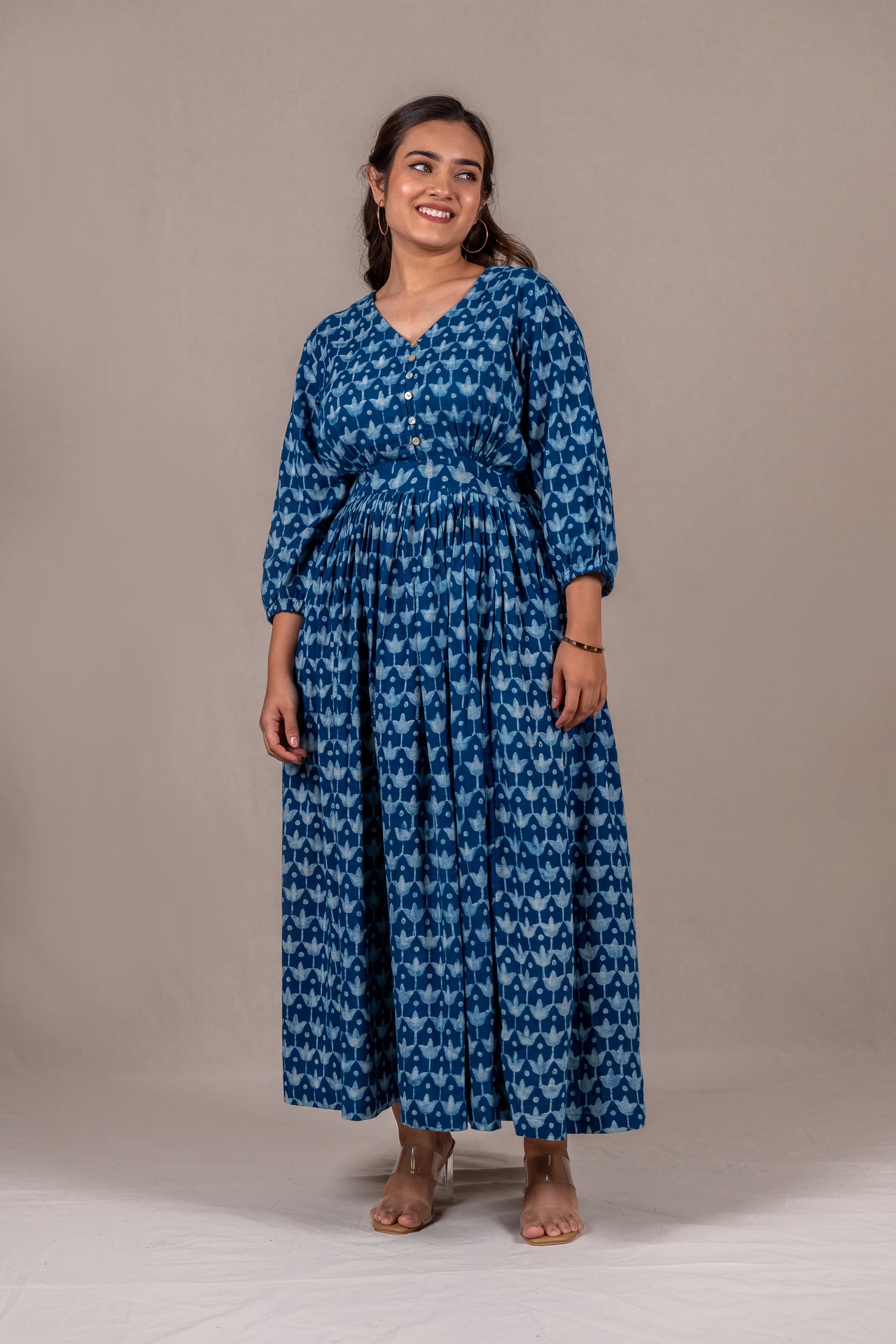 Handcrafted Indigo Dabu Dress with Three-Leaf Print – Sutra