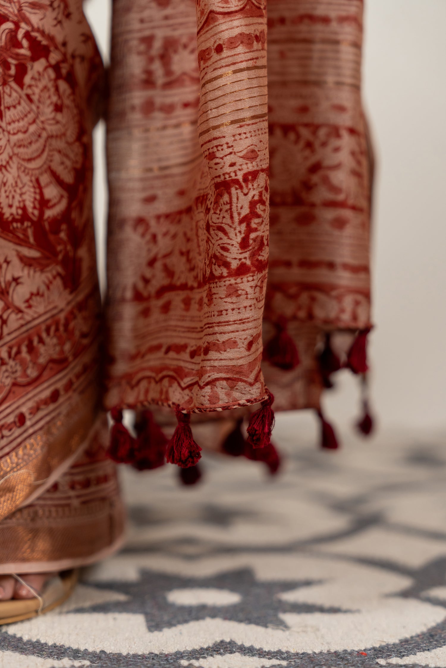 Mul Chanderi Kalamkari Block Printed Saree in Beige Red – Sama