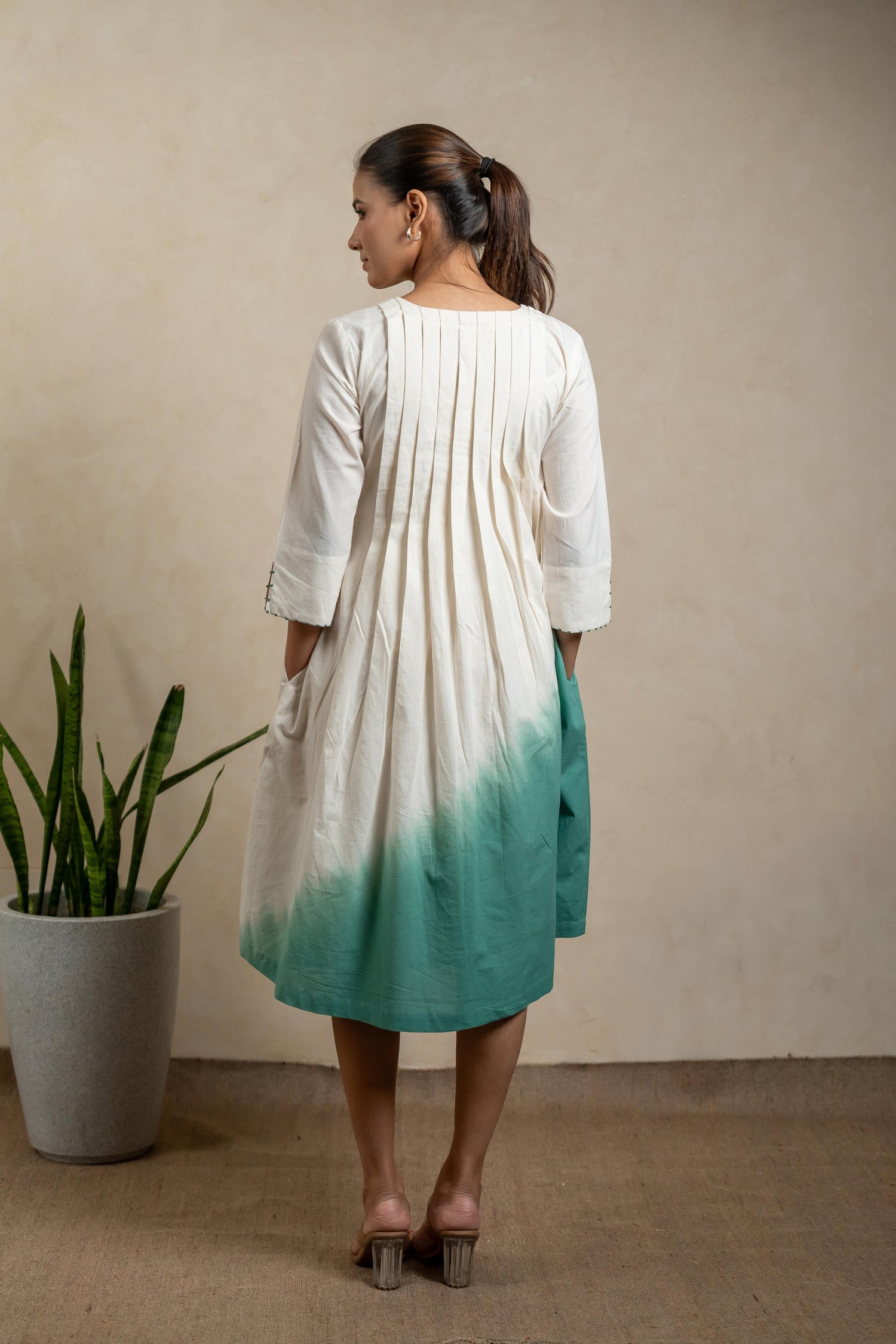 Aabha Emerald Green Tie-Dye Cotton Dress | Ray-ethnic