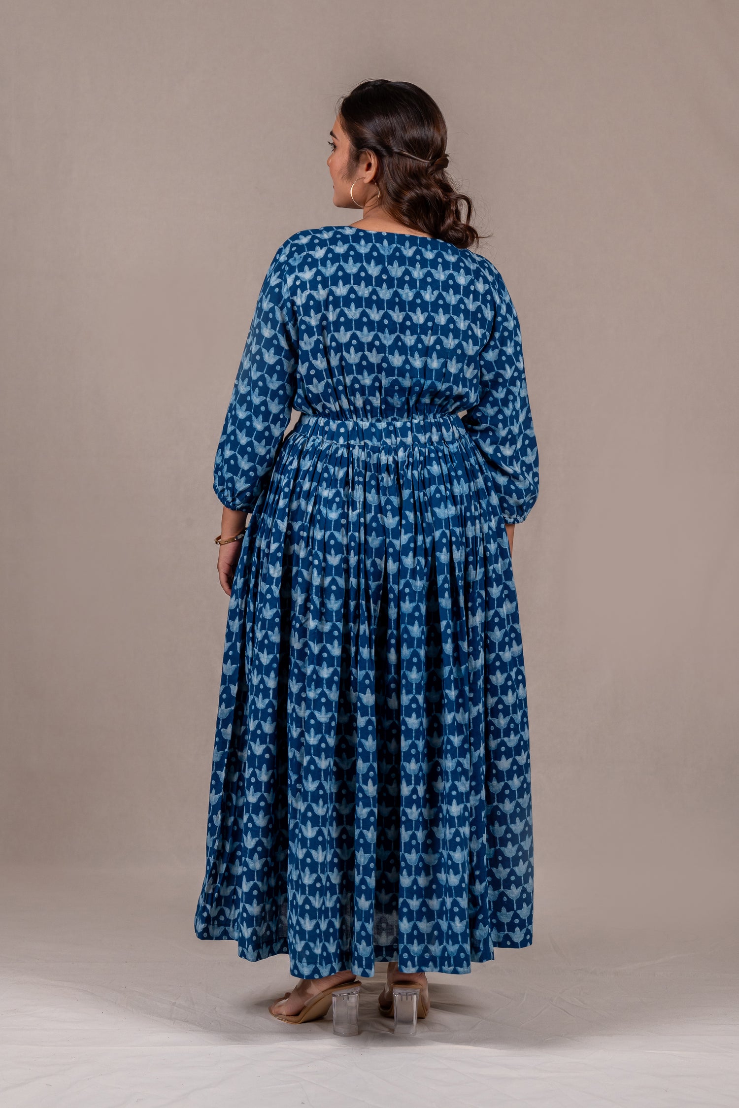 Handcrafted Indigo Dabu Dress with Three-Leaf Print – Sutra