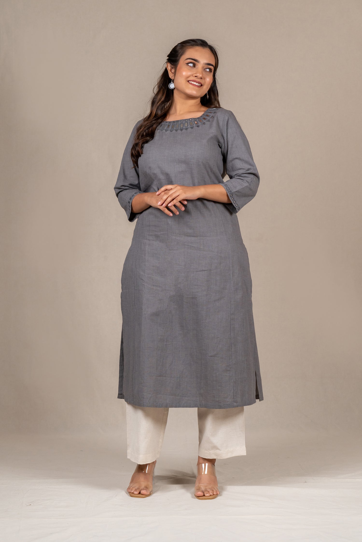 Boat-Neck Grey Kurta with Geometric Mirror Work – Sutra