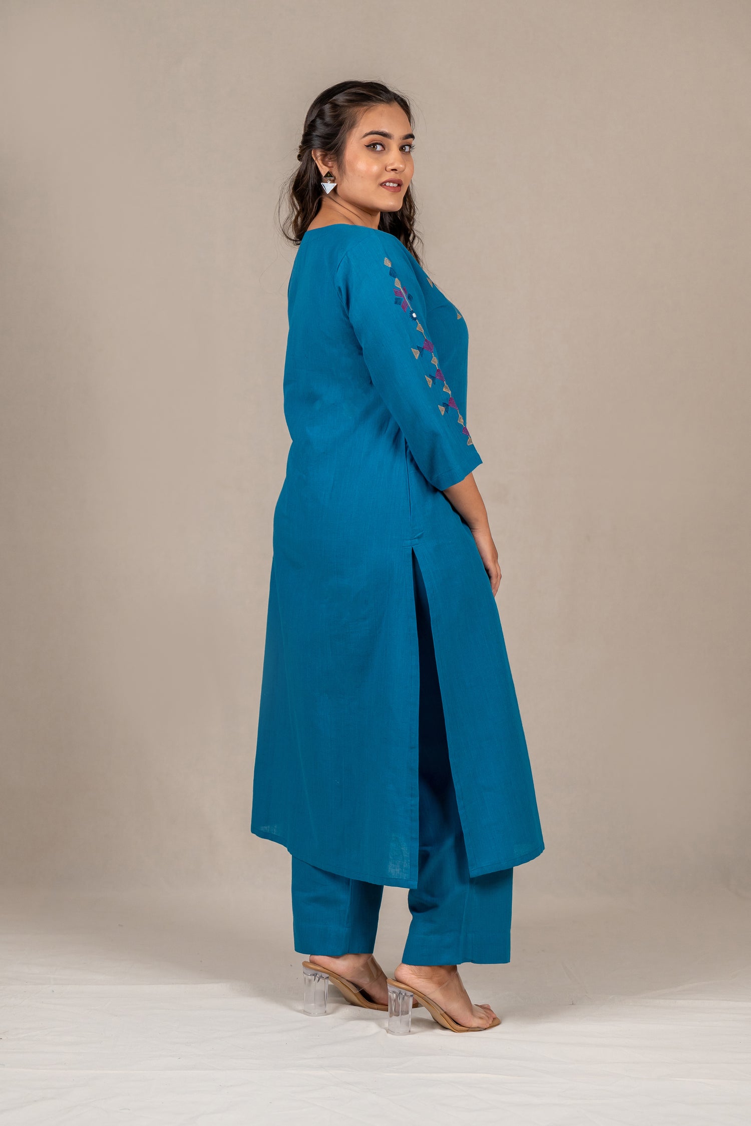Cotton Kurta Set in Turquoise Blue – Sutra