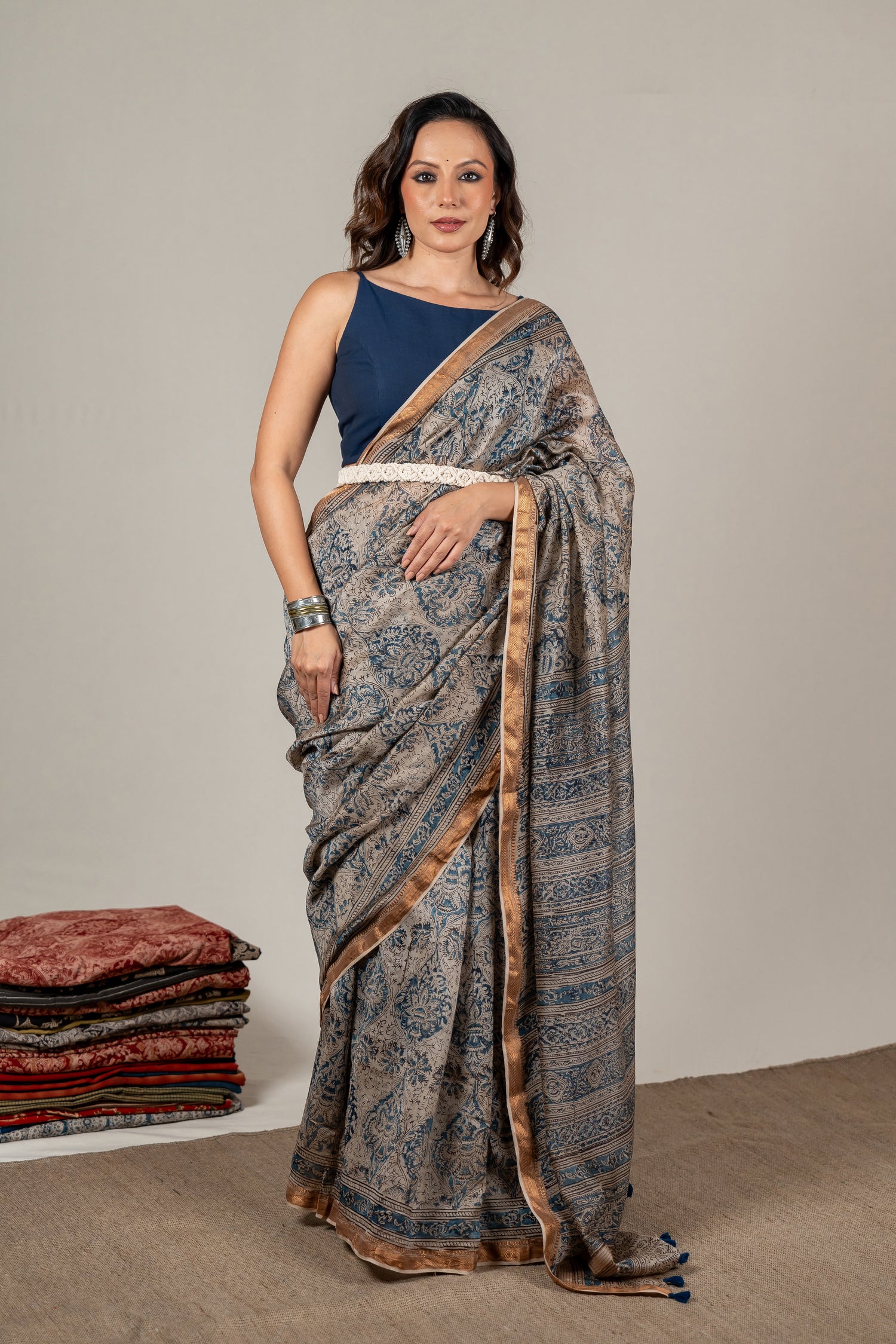Mul Chanderi Kalamkari Block Printed Saree in Beige Indigo – Sama