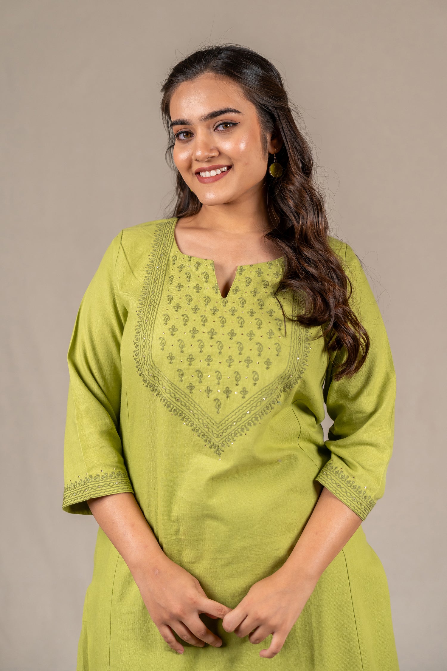 Light Green Ari Embroidered Kurta Set – Sutra