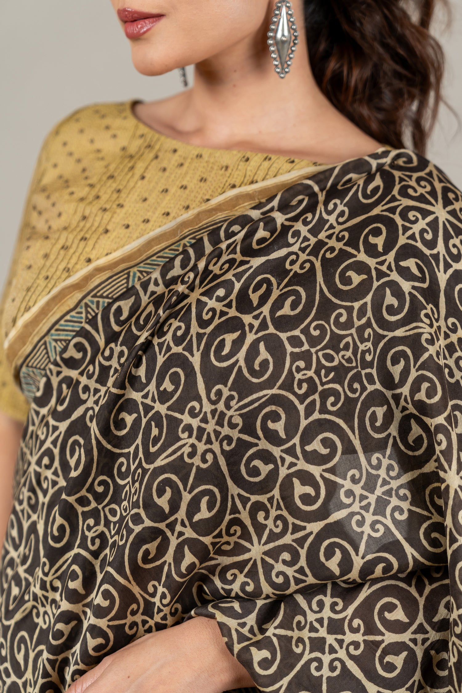 Chanderi Ajrakh Hand Block Printed Saree in Midnight Black – Sama