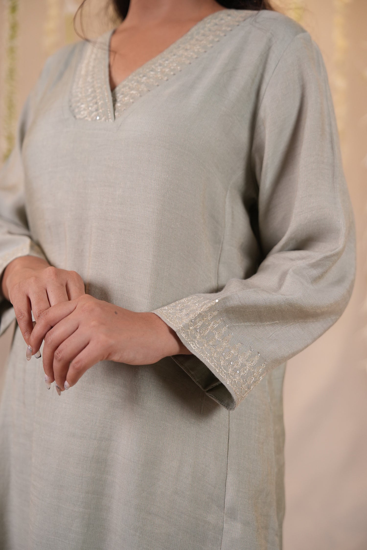 Ek Dor Grey Striped Tissue Silk Kurta Set with Machine Embroidery – Set of Three