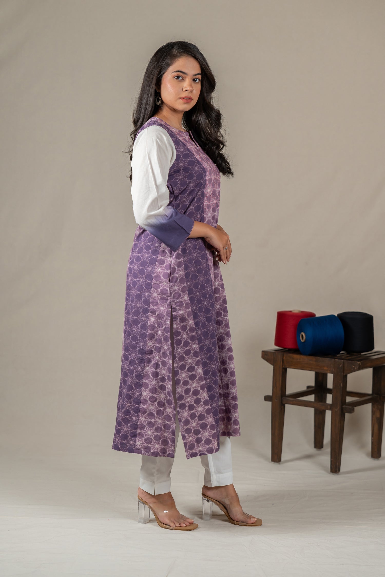 Hand-Embroidered Lavender Mul Cotton Shibori Kurta – Amevara